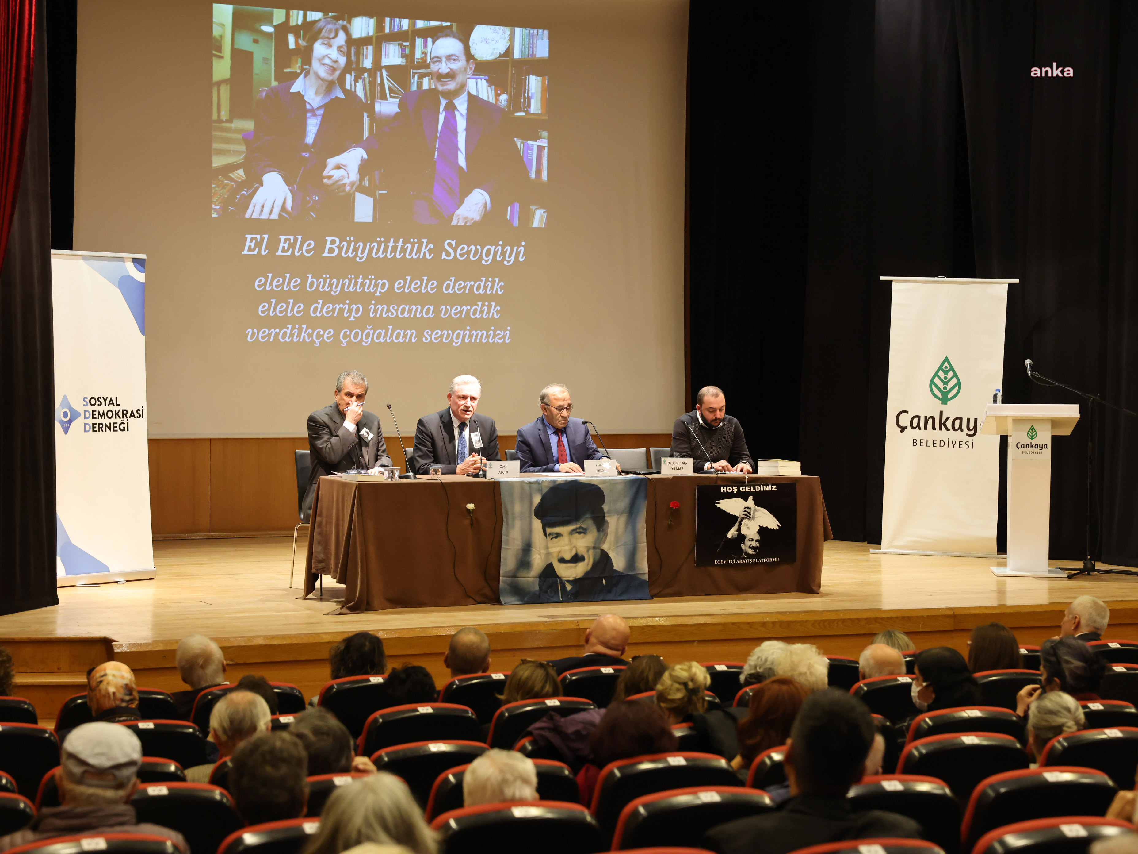 ÇANKAYA’DA "HER YÖNÜYLE ECEVİT" KONFERANSI DÜZENLENDİ