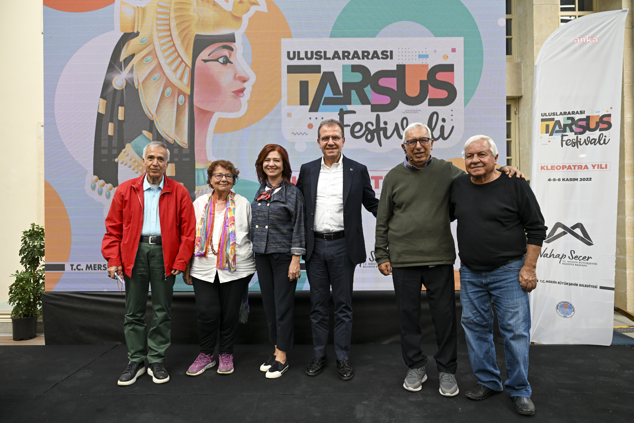 1. ULUSLARARASI TARSUS FESTİVALİ’NDE GAZETECİ VE YAZARLARDAN 'ÇOCUKLUĞUMUN TARSUS’U SÖYLEŞİSİ