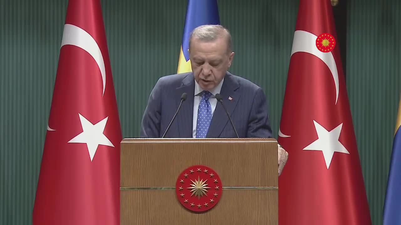 ERDOĞAN: İSVEÇ KENDİ GÜVENLİĞİ İÇİN NATO ÜYELİĞİNİ İSTİYOR. BİZ DE KENDİ GÜVENLİK KAYGILARIMIZIN GİDERİLMESİNE DESTEK OLAN BİR İSVEÇ GÖRMEK İSTİYORUZ