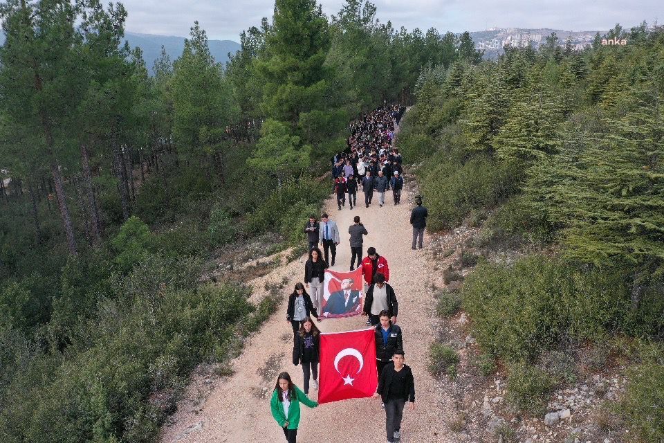 MUSTAFA KEMAL ATATÜRK, BİLECİK'TE DOĞA YÜRÜYÜŞÜNDE ANILDI