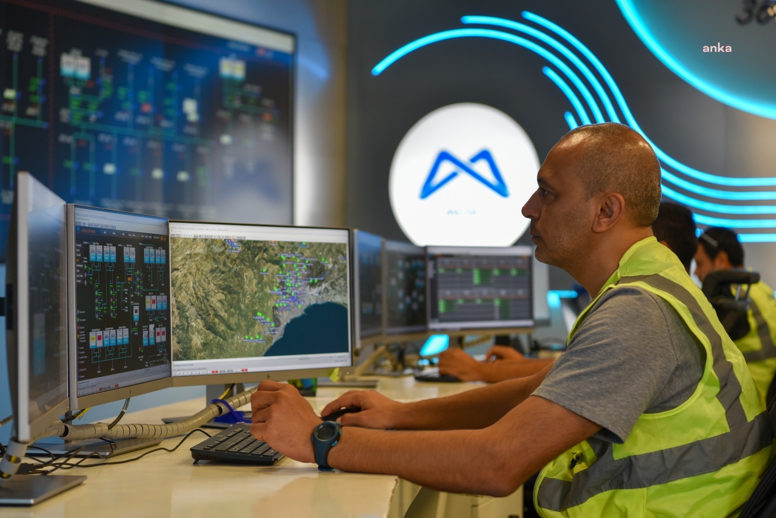MESKİ, SCADA MERKEZİ İLE TESİSLERİNİN 7/24 TAKİBİNİ SAĞLIYOR