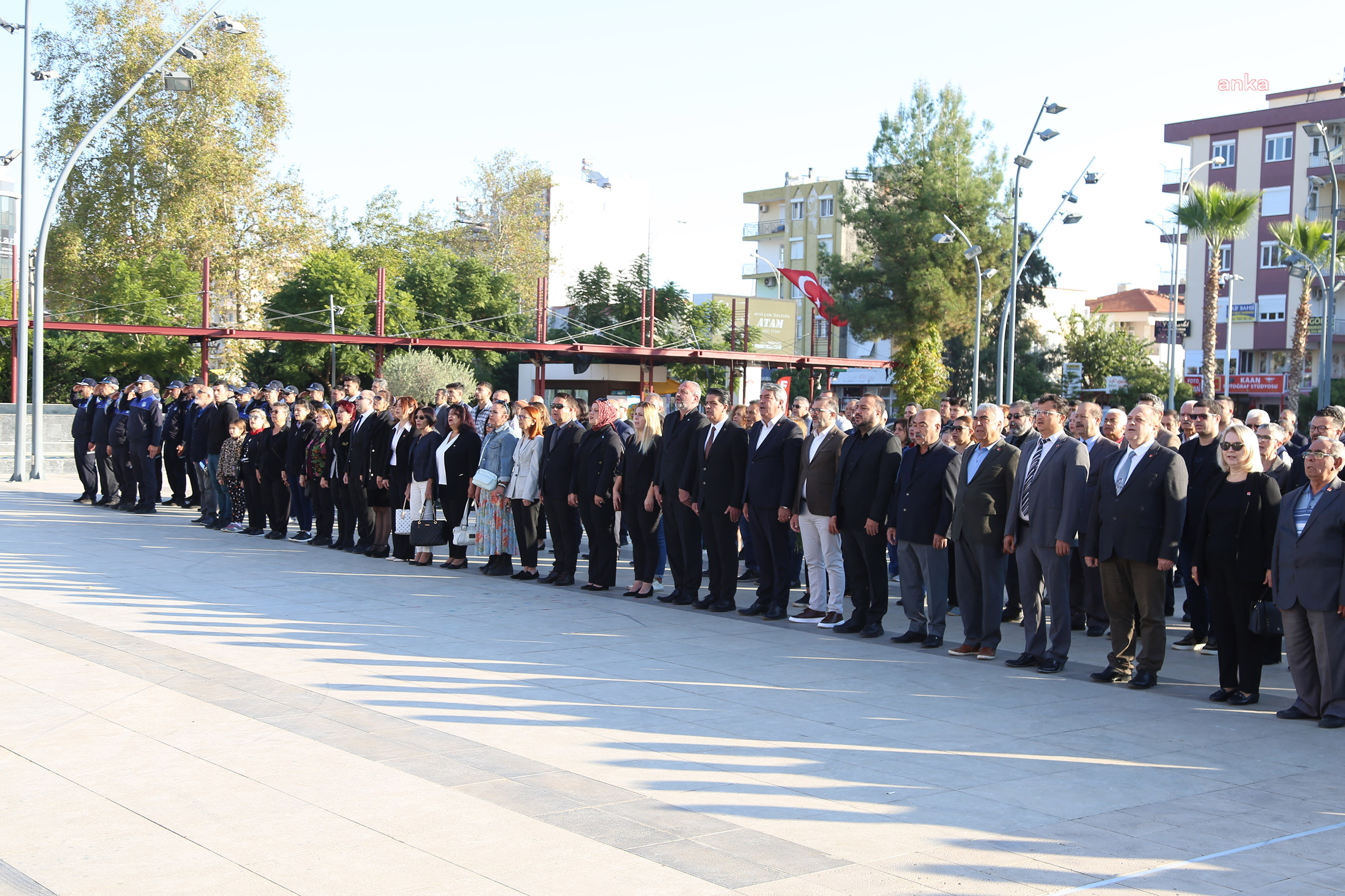 ATATÜRK DÖŞEMEALTI’NDA ÖZLEM VE MİNNETLE ANILDI