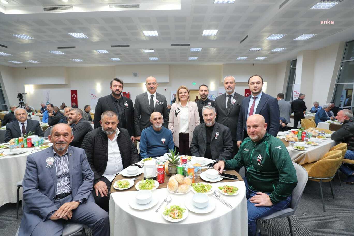 İZMİT BELEDİYE BAŞKANI HÜRRİYET, DERNEKLER YERLEŞKESİ’NDE AMATÖR FUTBOL KULÜPLERİNİ AĞIRLADI