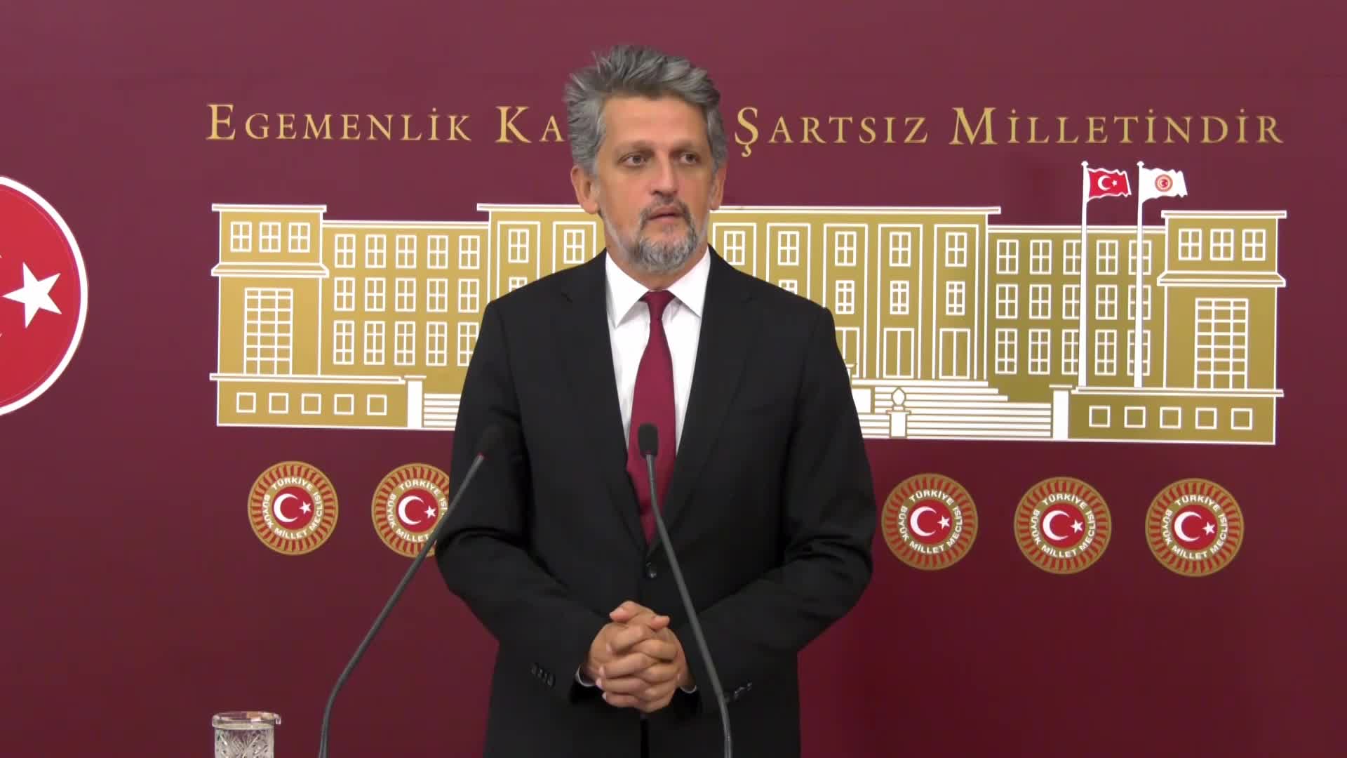 HDP’Lİ GARO PAYLAN, 80 YIL ÖNCE ÇIKARILAN VARLIK VERGİSİ NEDENİYLE AZINLIKLARDAN ÖZÜR DİLENMESİ İÇİN KANUN TEKLİFİ VERDİ: "ADALET İÇİN GEÇ DEĞİL"