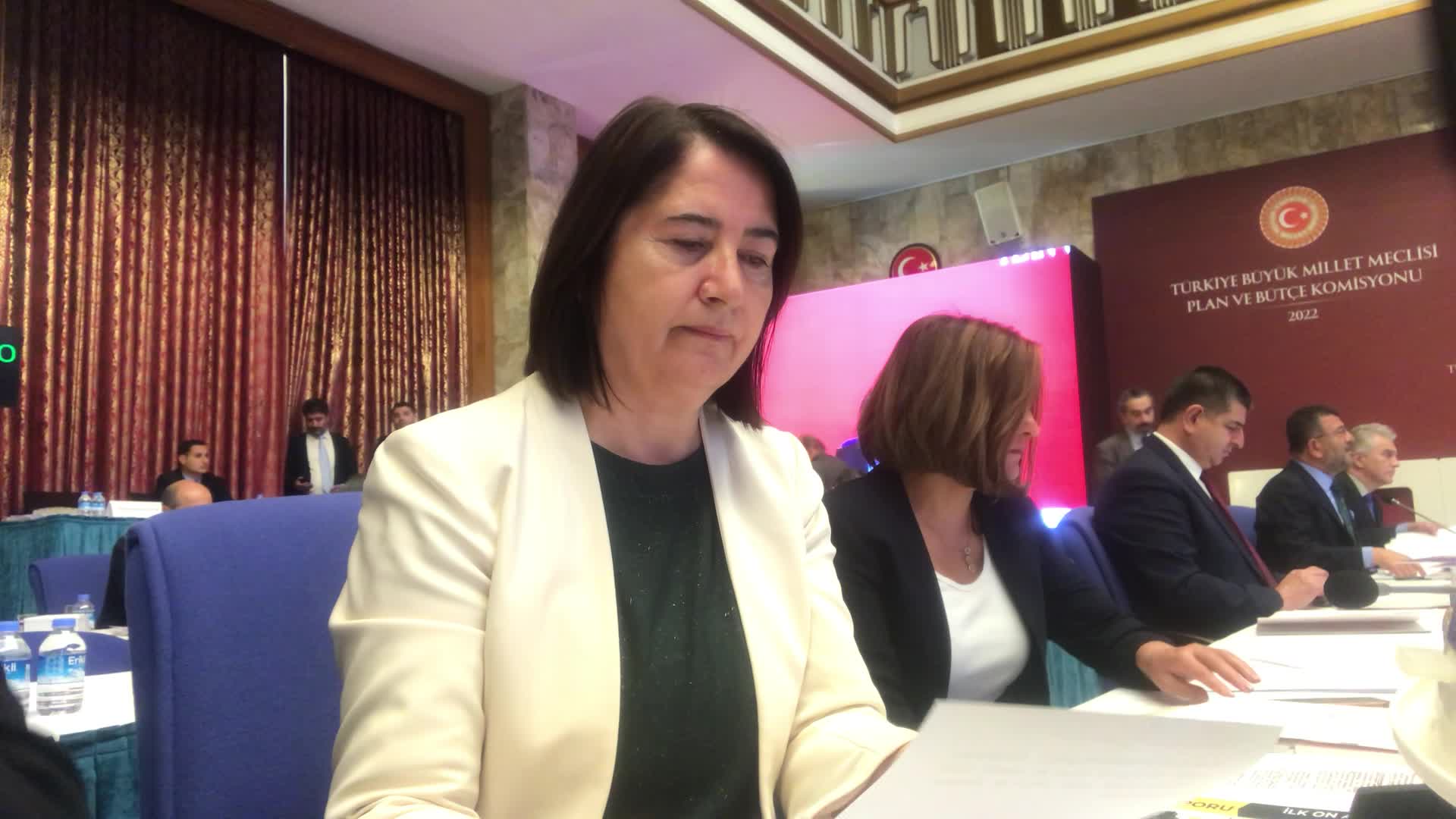 SERPİL KEMALBAY'DAN BAKAN BİLGİN'E: "ASGARİ ÜCRETİN ŞU ANDA EN AZINDAN 12 BİN TL OLMASI GEREKİR"