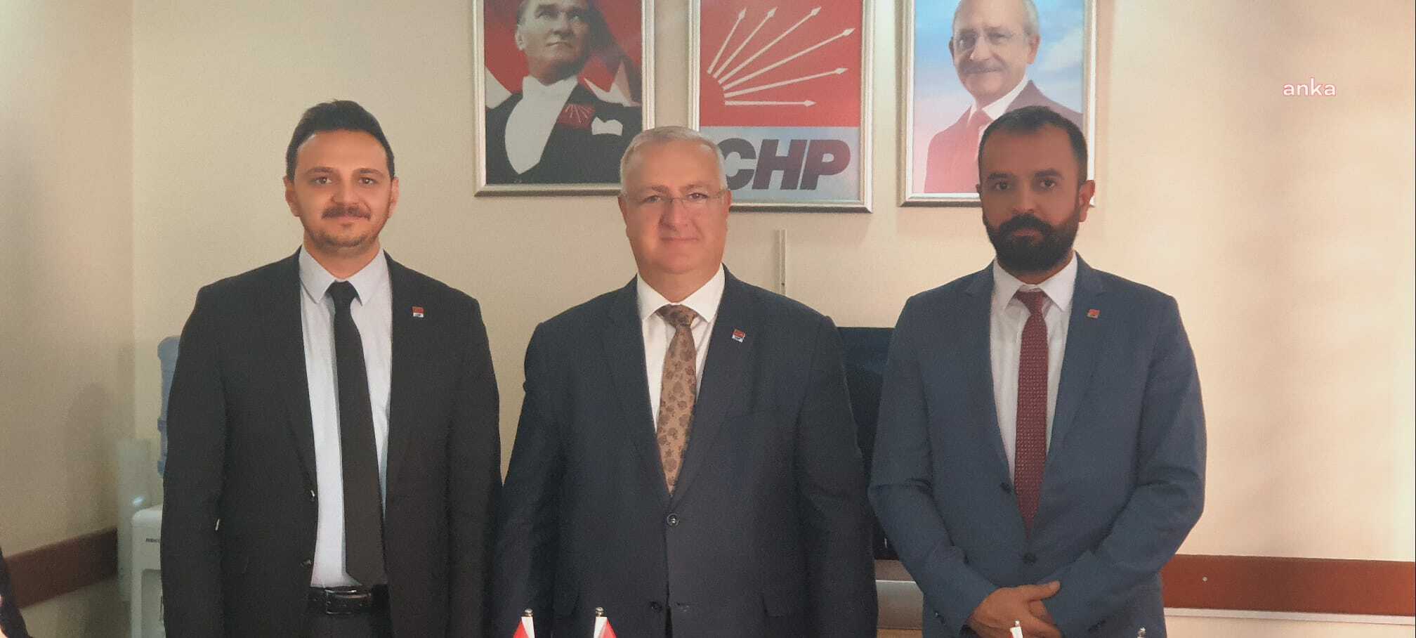 TDP MAMAK İLÇE YÖNETİMİ TOPLU OLARAK İSTİFA EDİP, CHP’YE KATILDI