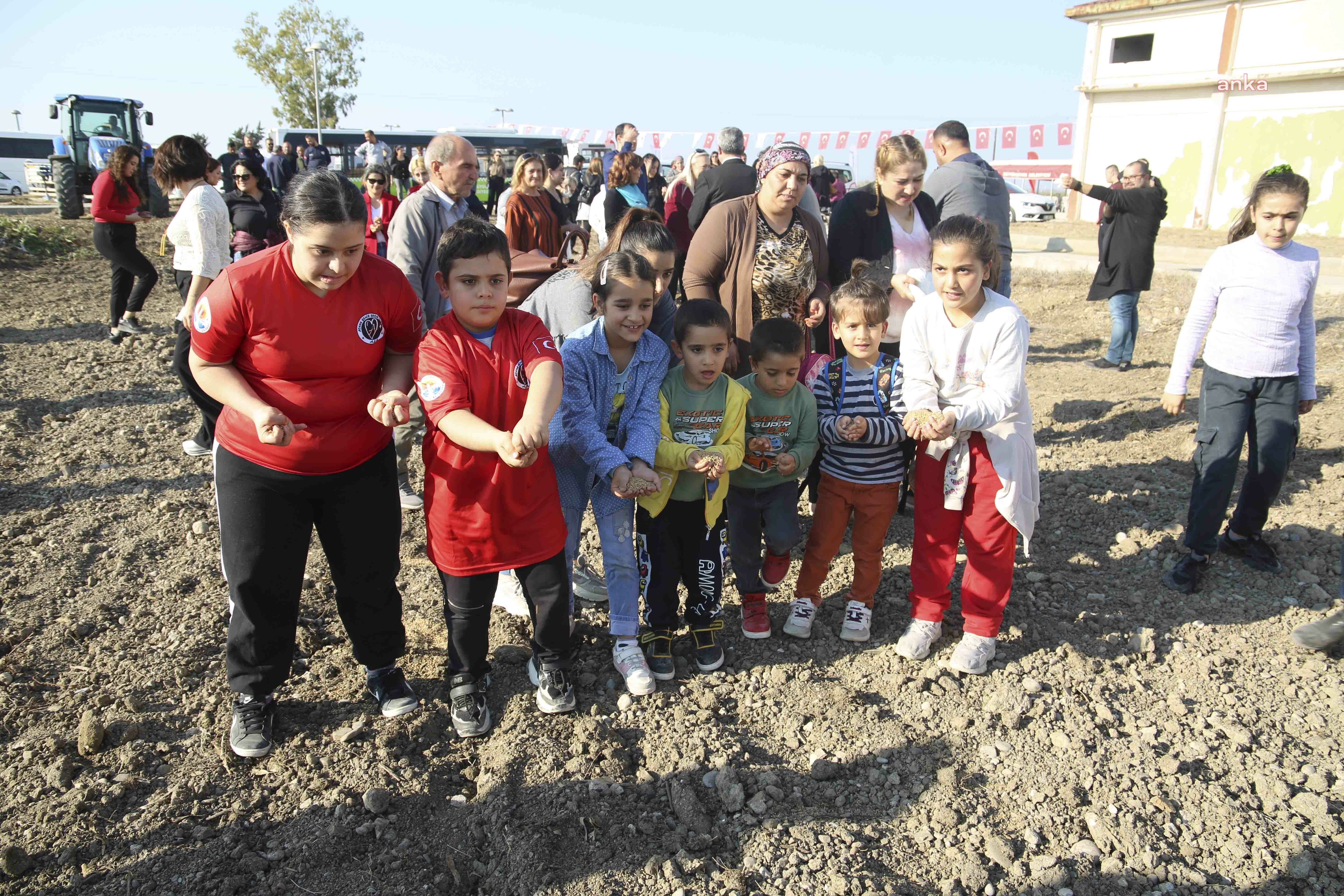 ADANA BÜYÜKŞEHİR BELEDİYESİ ÖZEL GEREKSİNİMLİ BİREYLERİ AĞIRLADI