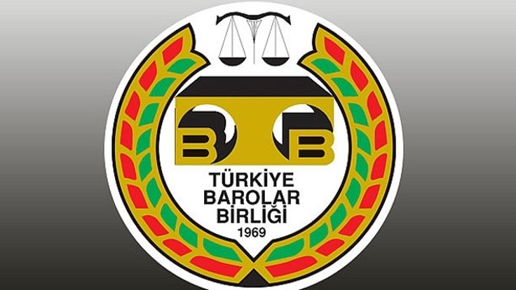TBB EMEK KOMİSYONU İSTİFA ETTİ: FEYZİOĞLU DEĞİŞİKLİĞİ TRİBÜNDEN İZLEDİ