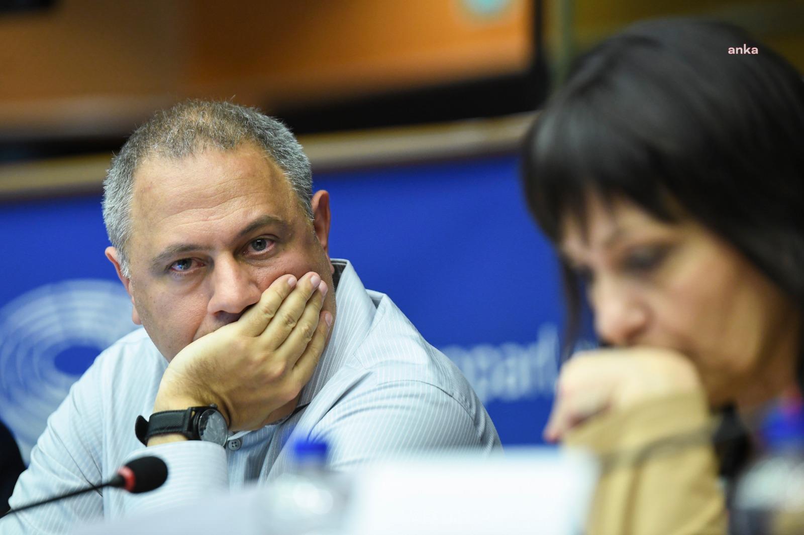 PROF. DR. YAMAN AKDENİZ’DEN 'BANT DARALTMA' AÇIKLAMASI: "HUKUKUMUZDA, OHAL TEMELLİ BU TİP UYGULAMALAR ASLA OLMAMALI"