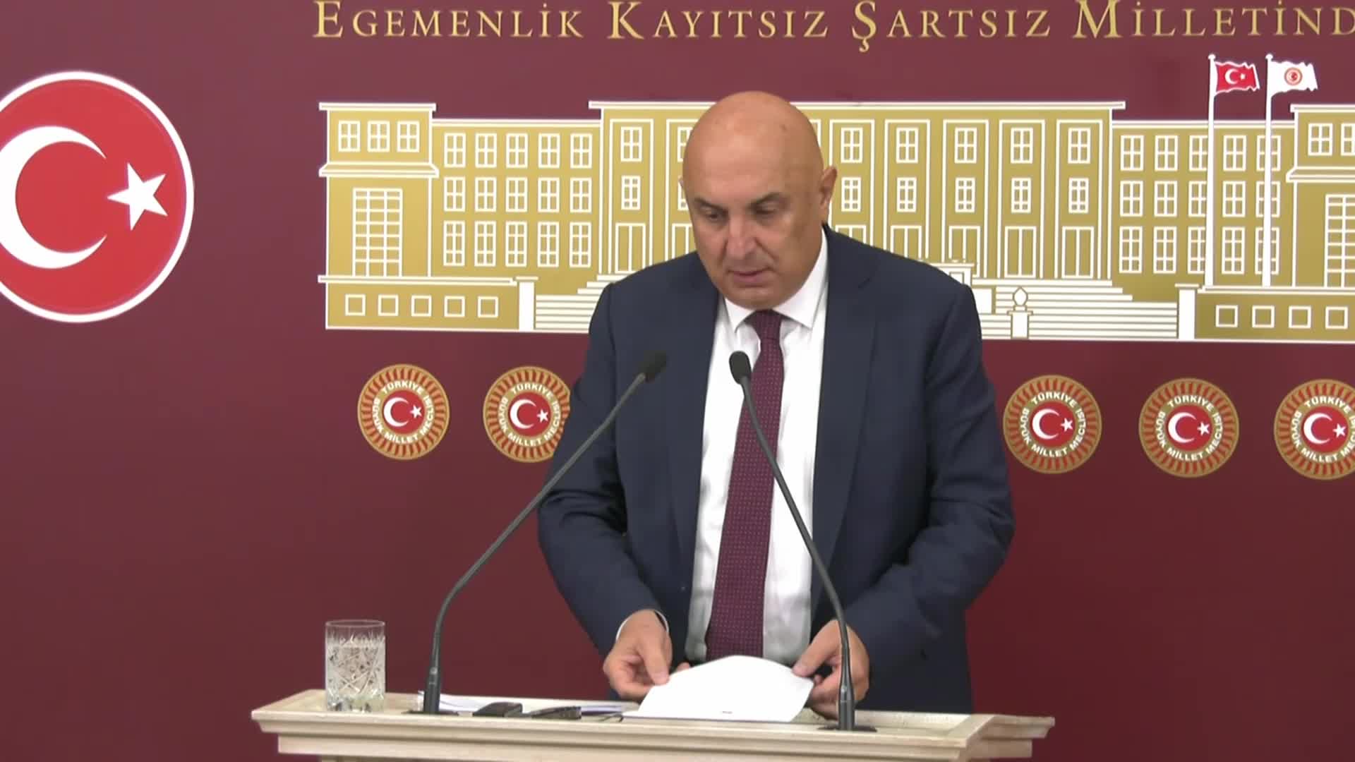 ENGİN ÖZKOÇ: "MAHCUBUZ' CÜMLESİ İLE BU OLAYI HAFİFLETMEK İSTİYORSA İÇİŞLERİ BAKANI BİR ALÇAKTIR. DERHAL GÖREVDEN ALINMALIDIR"