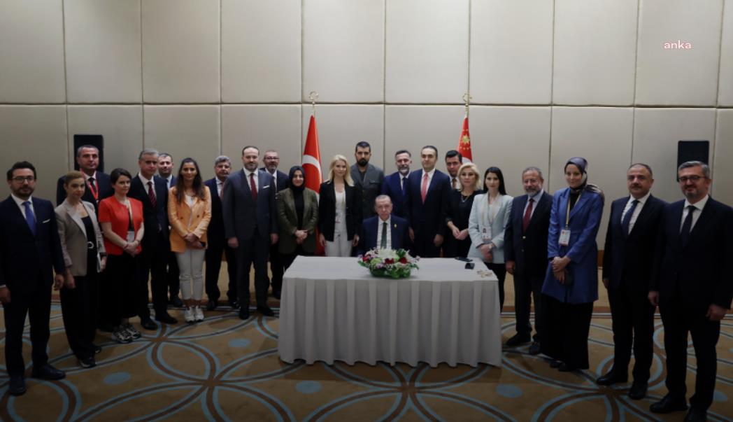 ERDOĞAN: SİYASETTE EBEDİ OLARAK DARGINLIK, KIRGINLIK, KÜSLÜK OLMAZ