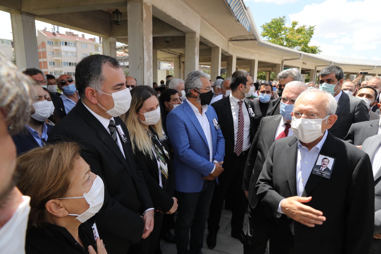 DOĞAN TAŞDELEN SON YOLCULUĞUNA UĞURLANDI