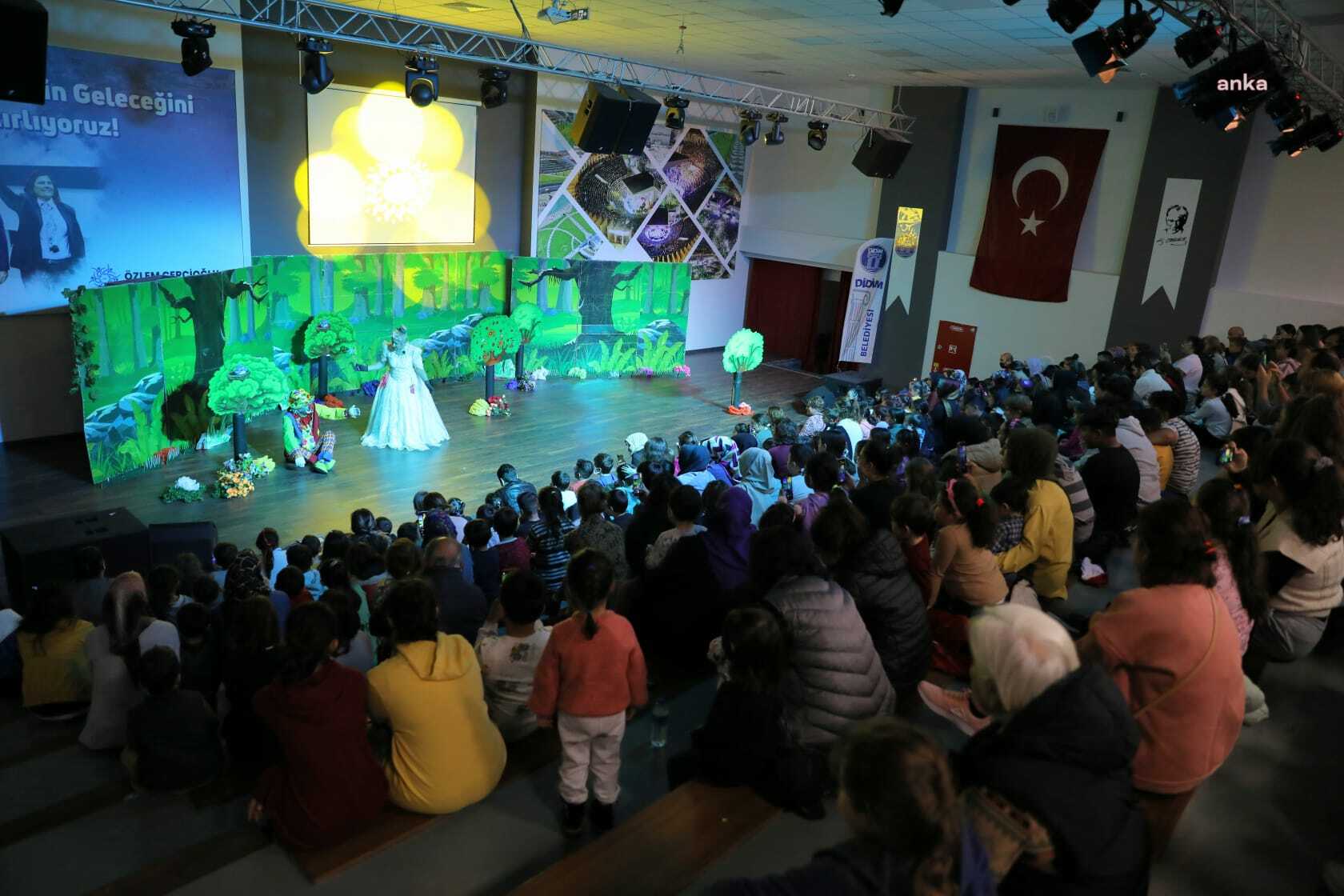 DİDİMLİ ÇOCUKLAR, TATİLİ DOYASIYA EĞLENEREK GEÇİRİYOR