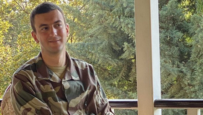 BEDELLİ ASKERLİK YAPAN AKP’Lİ VEKİL MÜSLÜM YÜKSEL'İN ASKERLİK FOTOĞRAFI PAYLAŞILDI