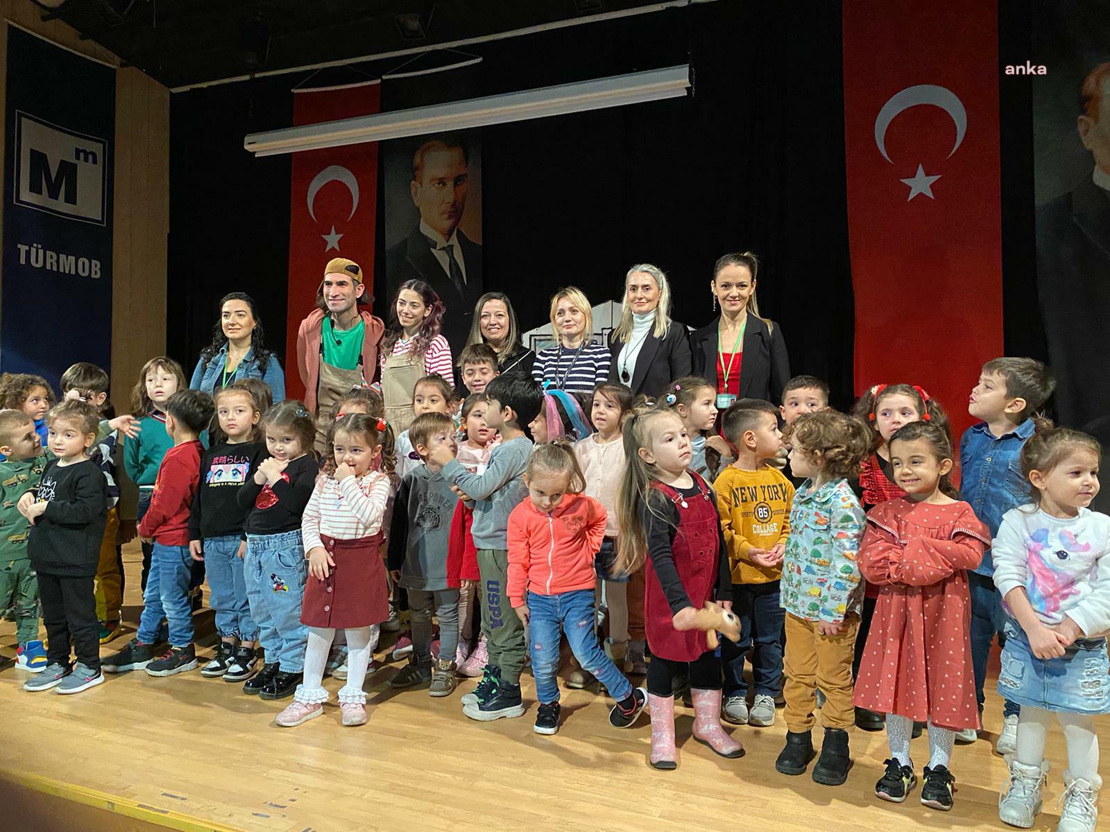 İZMİT BELEDİYESİ’NDEN DÜNYA ÇOCUK HAKLARI GÜNÜ’NDE TİYATRO OYUNU