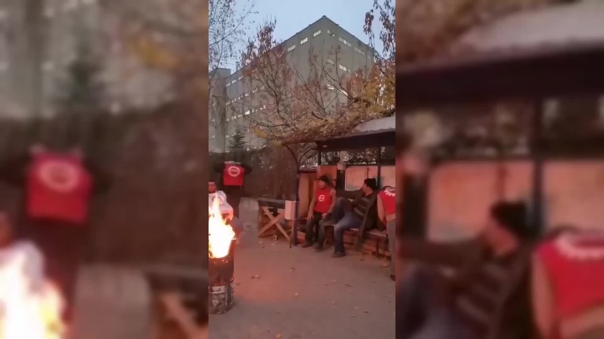 YASİN ÇAKIR UN FABRİKASI’NDA İŞTEN ATILAN İŞÇİLERİN MÜCADELESİ 36. GÜNÜNDE DEVAM EDİYOR: “‘GREV ALANI BİR OKULDUR’ DİYORLAR, HAKİKATEN ÖYLEYMİŞ”
