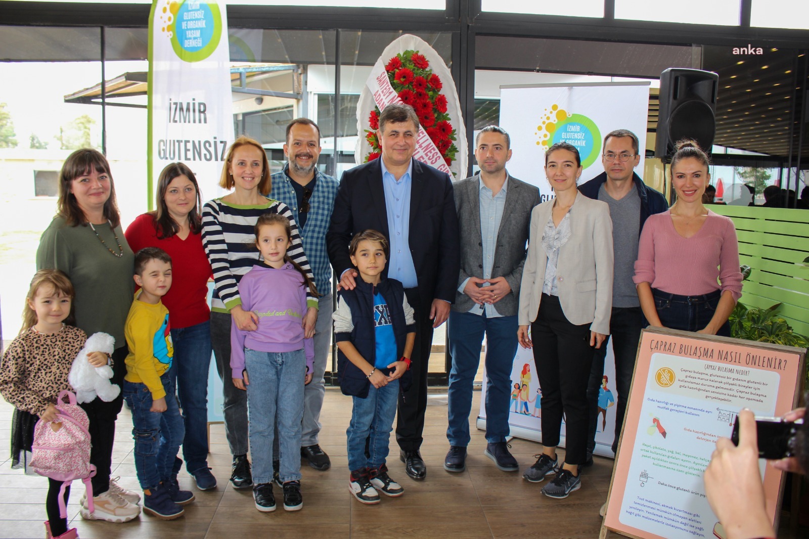 KARŞIYAKA BELEDİYESİ'NE AİT DENİZKENT KAFE’DE 'GLUTENSİZ MENÜ' DÖNEMİ BAŞLADI