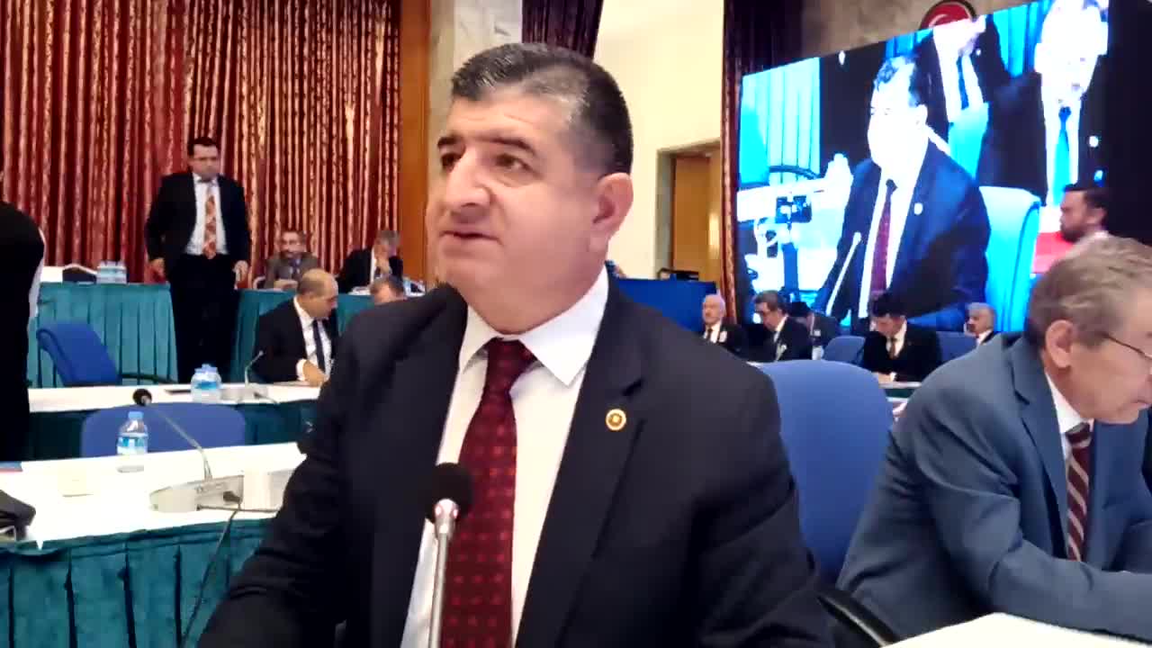 CAVİT ARI: İKTİDAR 'CHP’Lİ BELEDİYELERİ NASIL ÇALIŞTIRMAYIZ' DERDİNDE AMA ŞUNU BİLİN Kİ BU HALK, SİZİN YAPTIKLARINIZI GÖRÜYOR. BU HAKSIZLIĞIN FATURASINI SİZE İLK SEÇİMDE ÖDETECEK