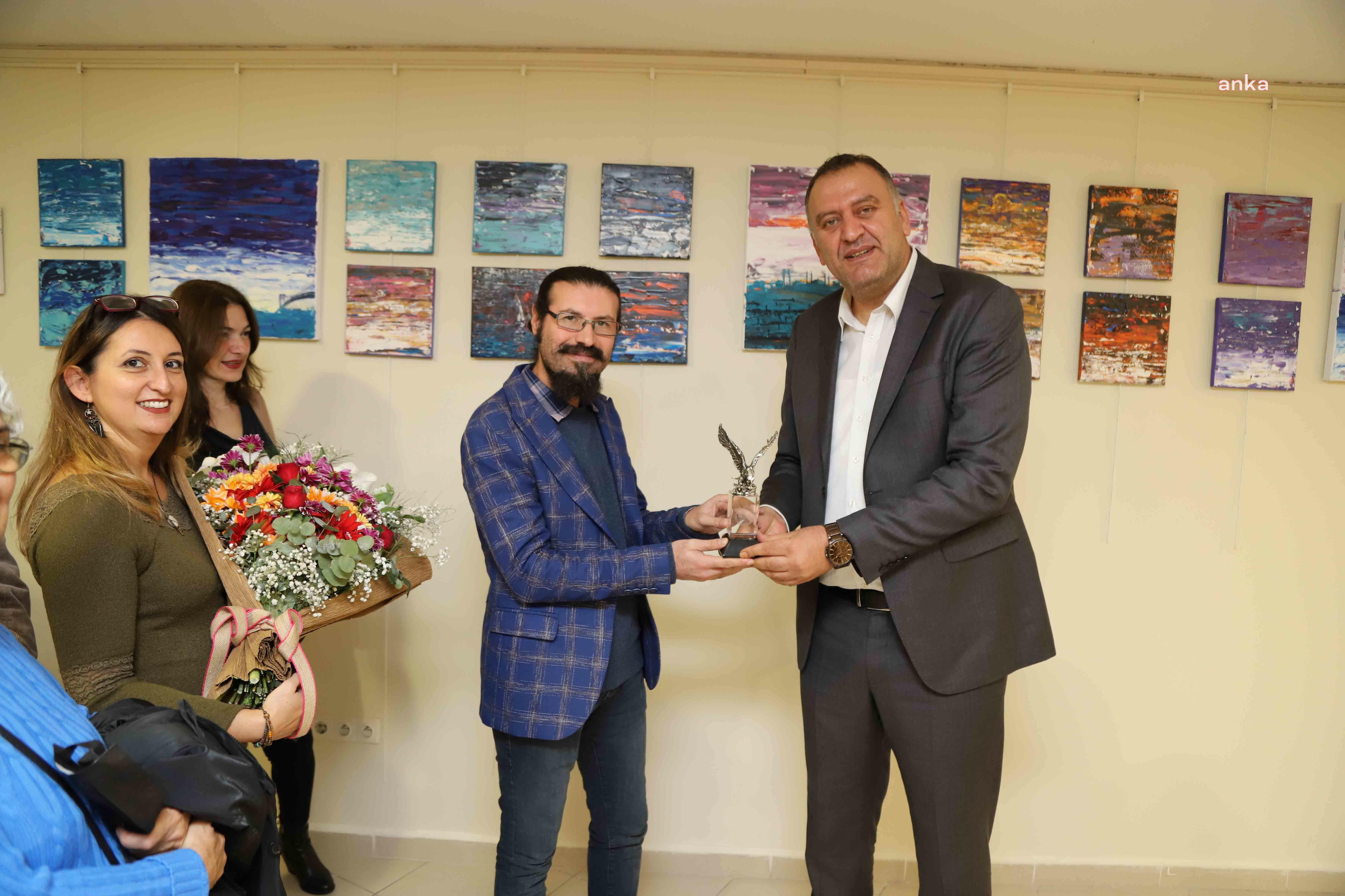 KARTAL’DA ‘KÜÇÜK İNSANLARIN GÖLGELERİ’ RESİM SERGİSİ ZİYARETE AÇILDI