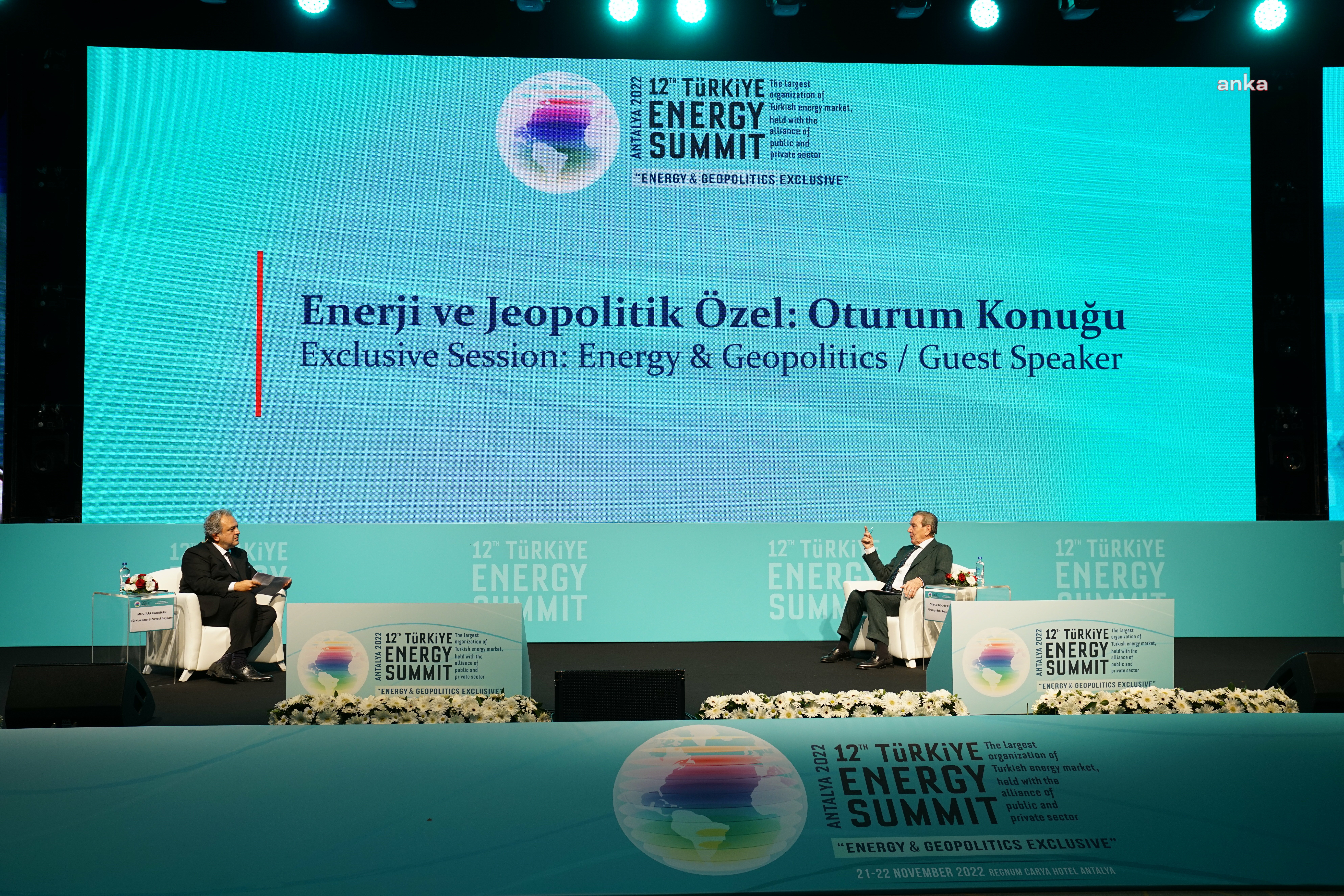 ESKİ ALMANYA BAŞBAKANI SCHRÖDER: “ENERJİ FİYATLARININ MAKUL SEVİYEDE KALMASI İÇİN ENERJİ TEDARİK GÜVENLİĞİNİN SAĞLANMASI ŞART, YOKSA KENDİMİZİ ÇOK CİDDİ GAZ SIKINTISININ İÇİNDE BULABİLİRİZ”