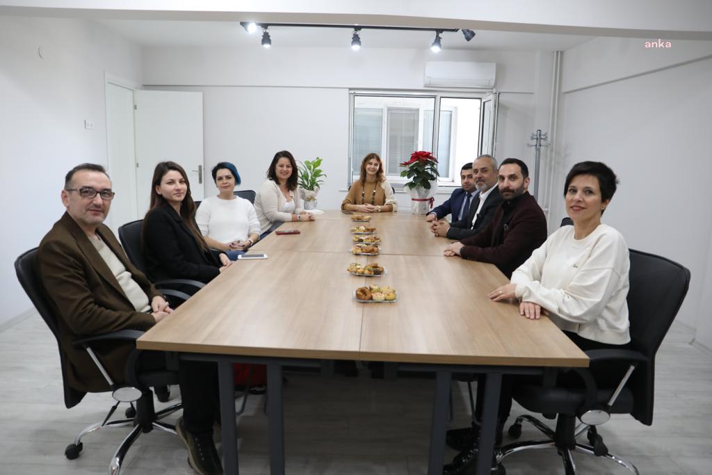 İZMİT BELEDİYESİ, DİŞ HEKİMLERİNİN GÜNÜNÜ KUTLADI
