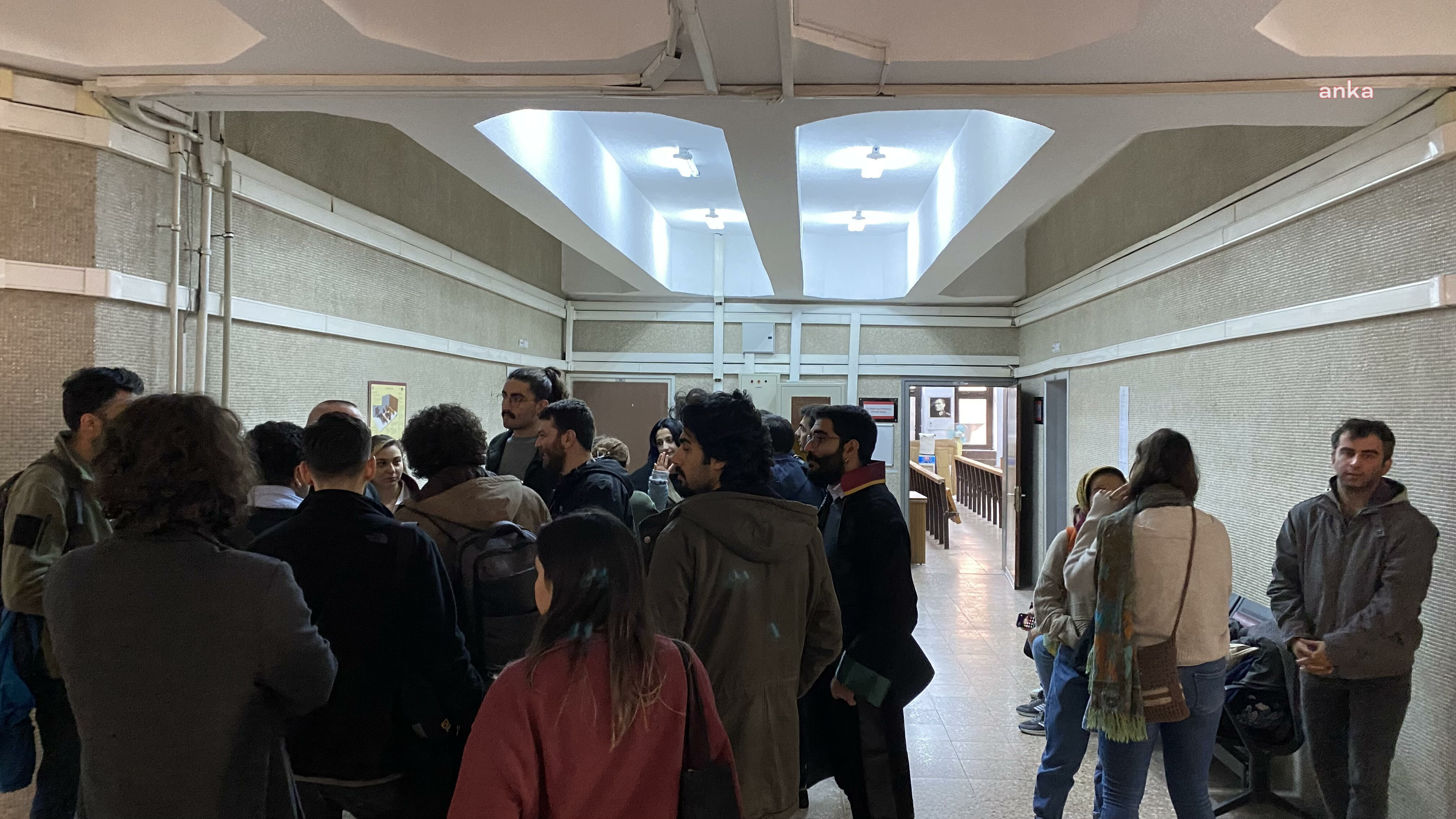 “BARINAMIYORUZ” EYLEMİ YAPMAK İÇİN GELDİKLERİ ANKARA’DA GÖZALTINA ALINAN ÜNİVERSİTE ÖĞRENCİLERİ HAKKINDA AÇILAN DAVA BAŞLADI