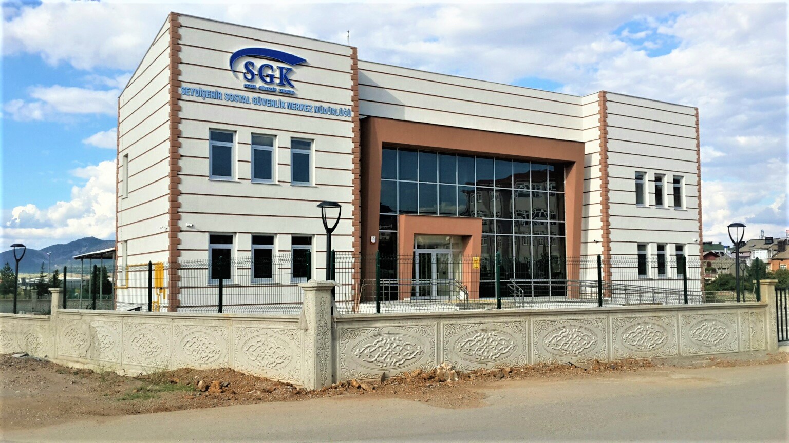 SEYDİŞEHİR SGK ÇALIŞANINDA KORONAVİRÜS ÇIKTI
