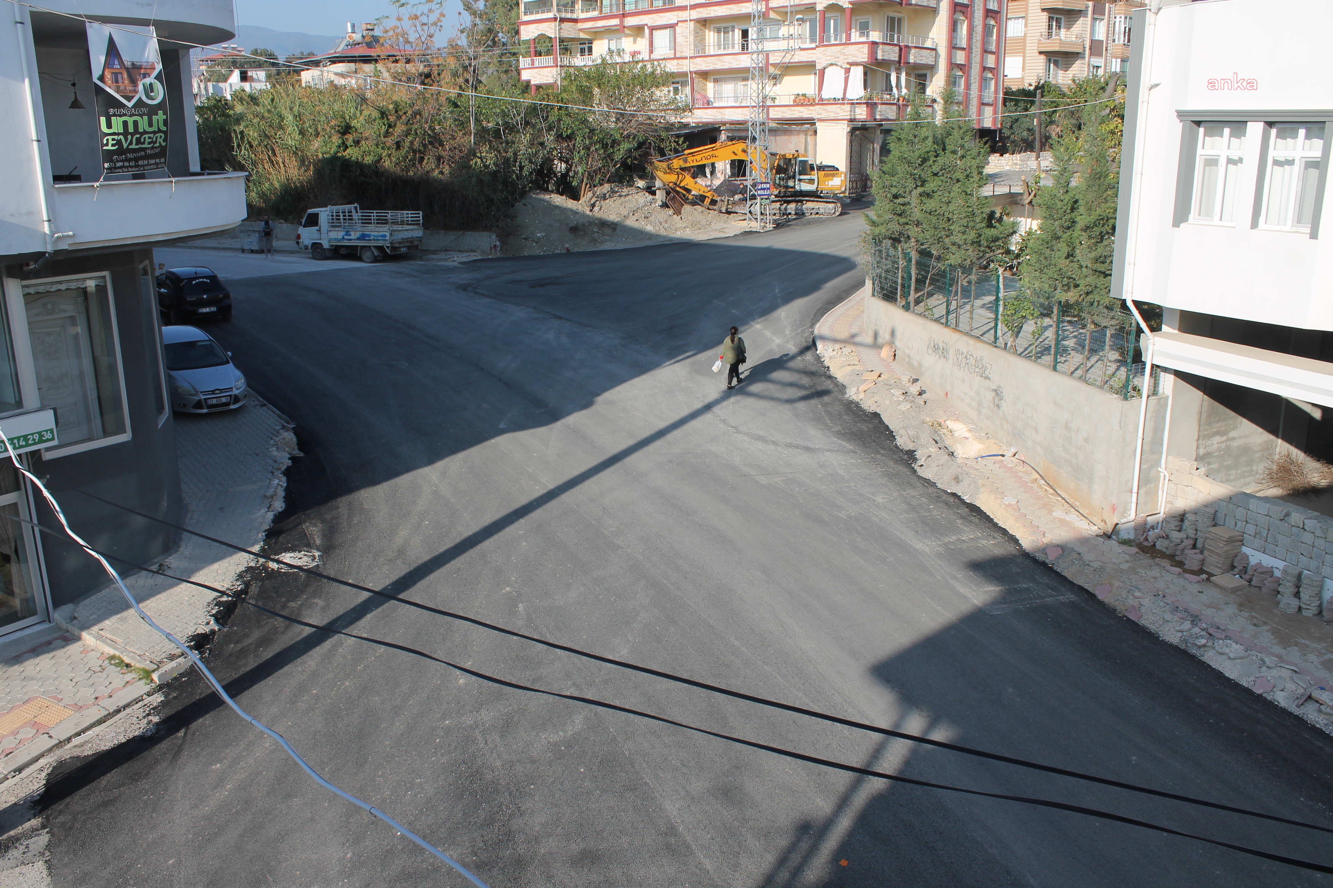 SAMANDAĞ BELEDİYESİ VAKIFLI YOL KAVŞAĞI’NDA ÇALIŞMALARINI TAMAMLADI