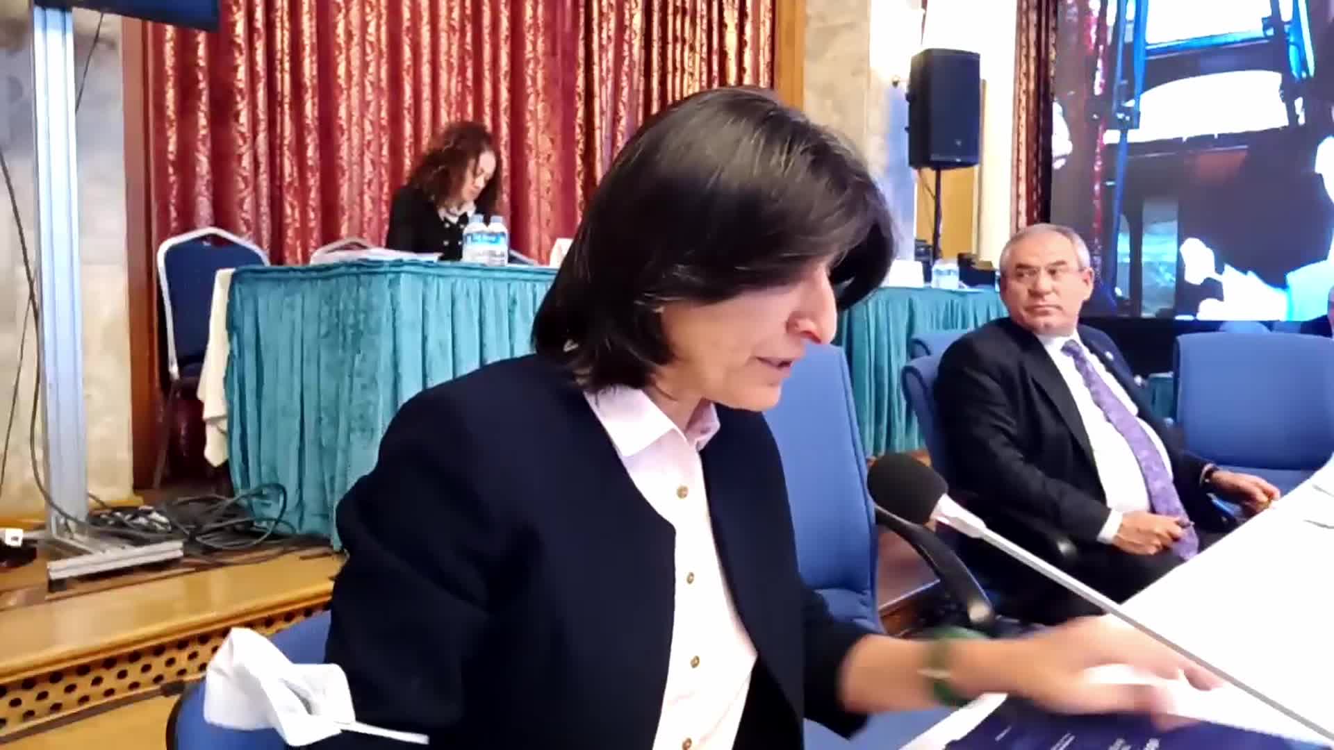 TAHSİN TARHAN: "HİÇBİR CHP'Lİ YERLİ VE MİLLİ BİR ARAÇ ÜRETİMİNE KARŞI GELMEZ, İBB BAŞKANI ARAÇ SİPARİŞİ VERİYOR, 'SADECE CUMHURBAŞKANININ SİPARİŞLERİNİ KARŞILIYORUZ' DEDİLER; BU NEDİR?"