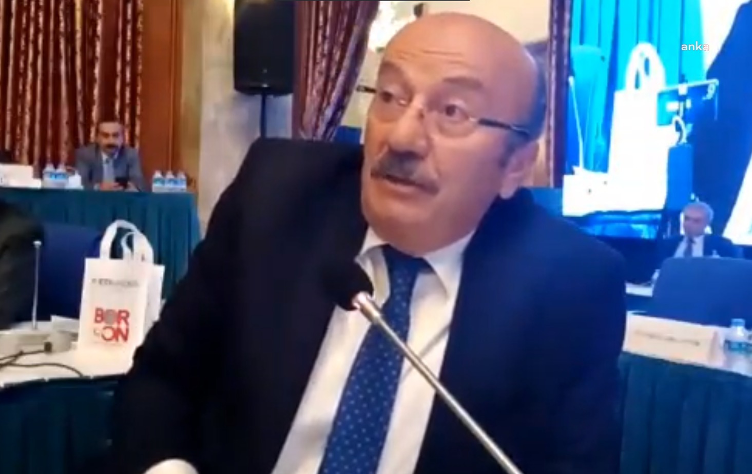 MEHMET BEKAROĞLU: "SAYIN BAKAN 'HIFZISSIHHA ENSTİTÜSÜ’NÜ YENİDEN AÇIYORUZ’ DEDİ, SORUYORUM, ‘NİÇİN KAPATTINIZ?"