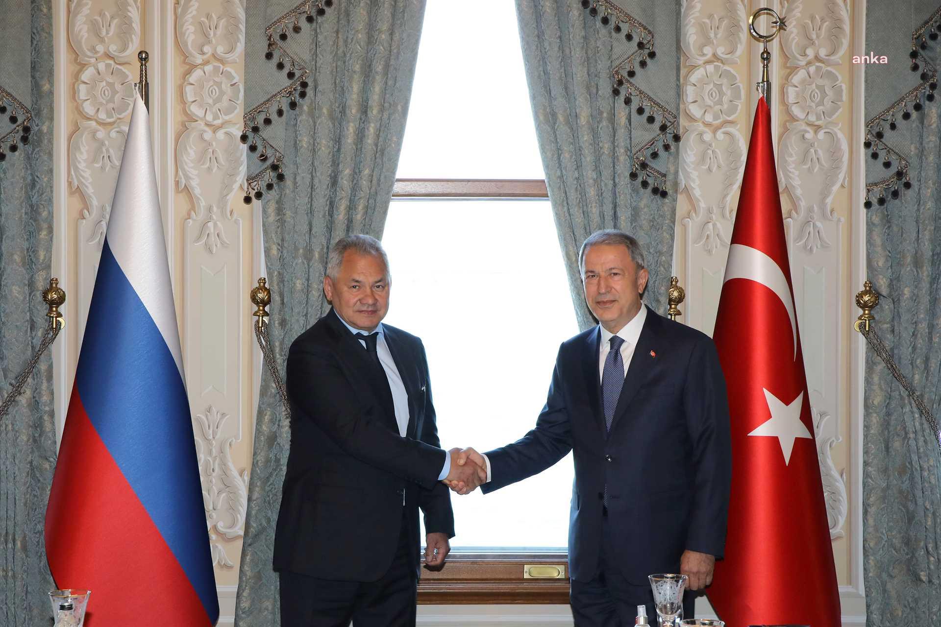 BAKAN AKAR, RUS MEVKİDAŞI SERGEY ŞOYGU İLE GÖRÜŞTÜ