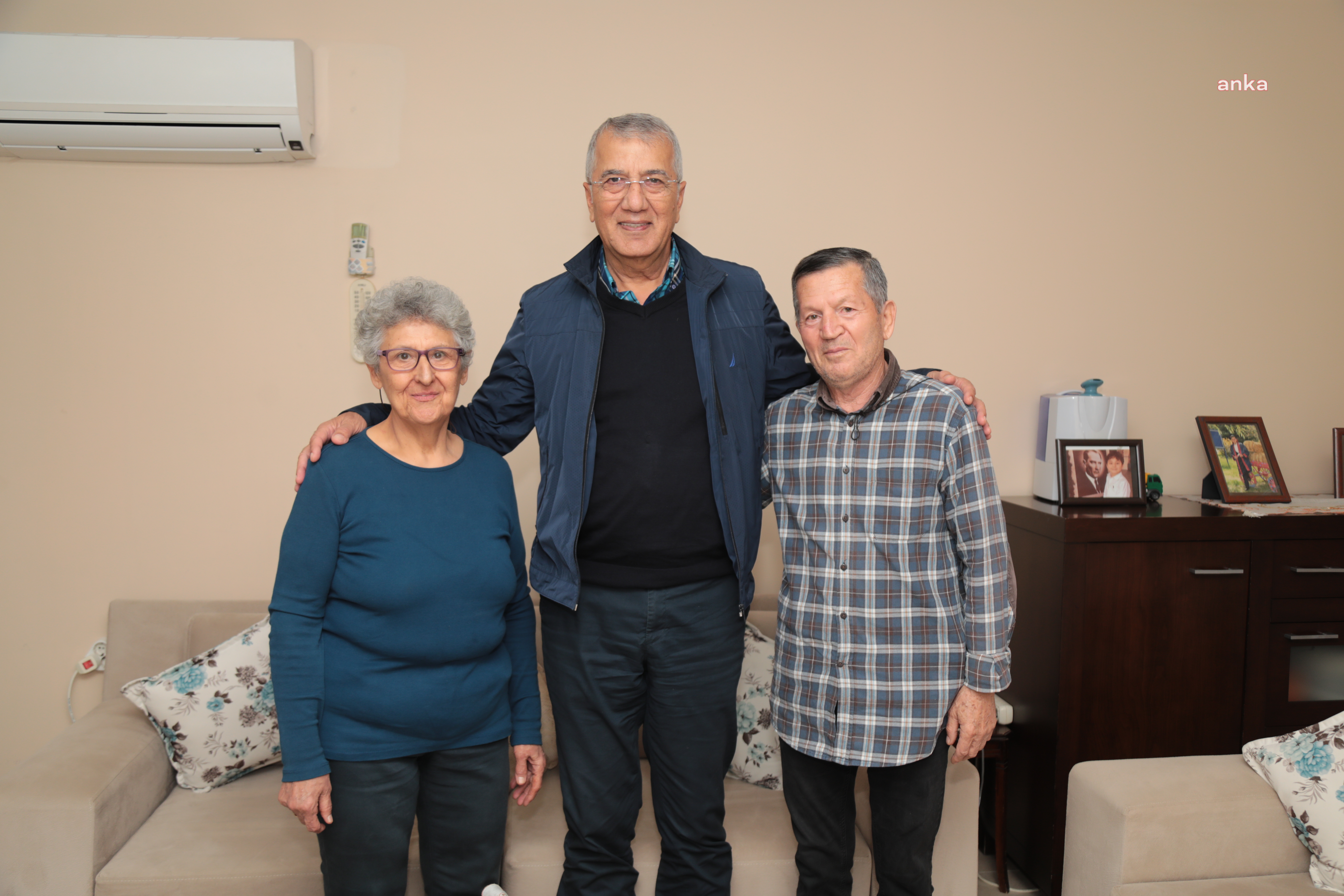 BAŞKAN TARHAN’DAN ‘ÖĞRETMENLER GÜNÜ’NE ÖZEL ZİYARET