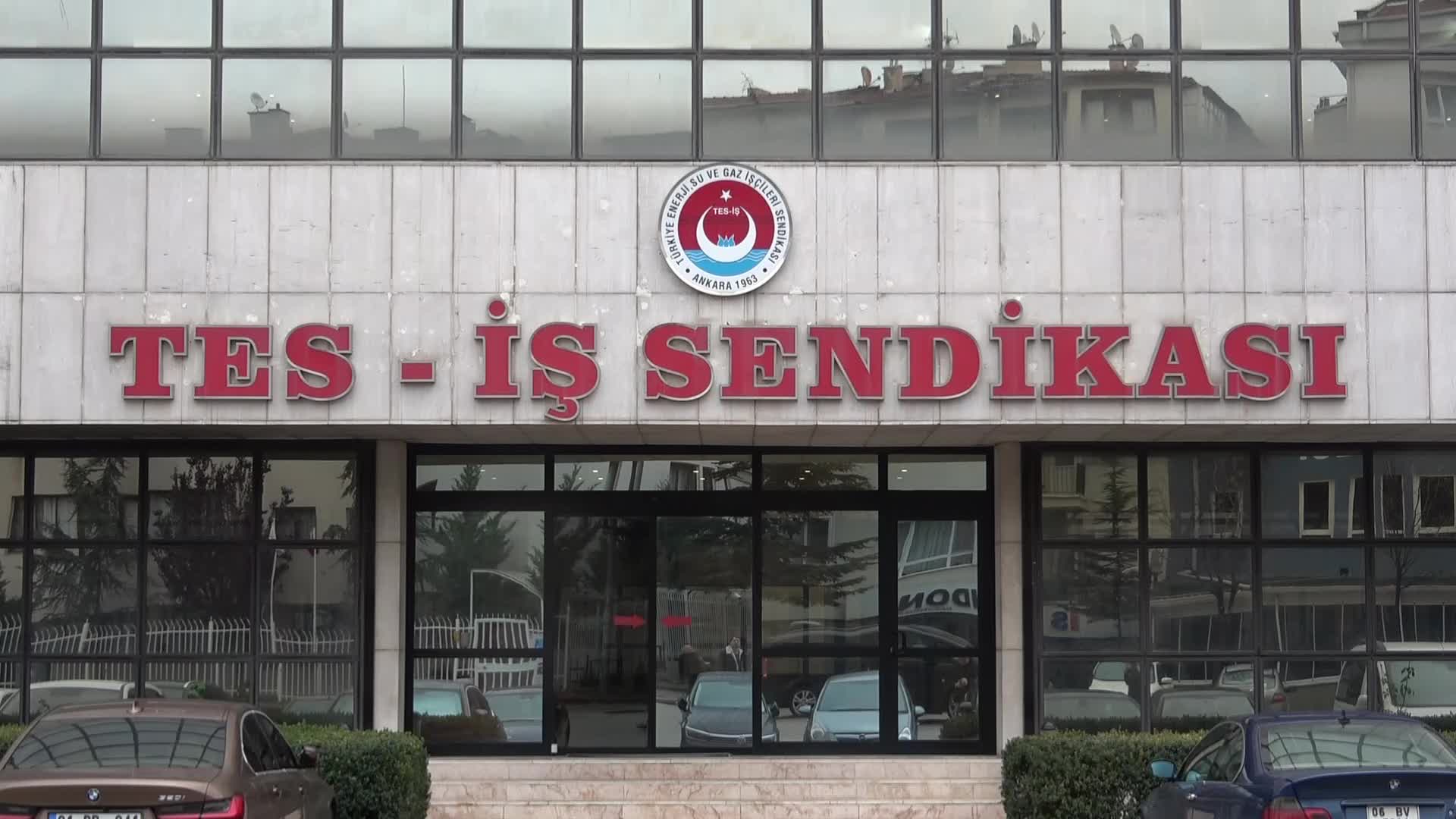 AĞBABA TES-İŞ’İN YENİ BAŞKANI KABALOĞLU’NU ZİYARET ETTİ: “KEŞKE ÜLKEYİ YÖNETENLERİN YAPMIŞ OLDUĞU KONULARDA DA HÜKÜMETE SESİNİZ YÜKSELMİŞ OLSA”