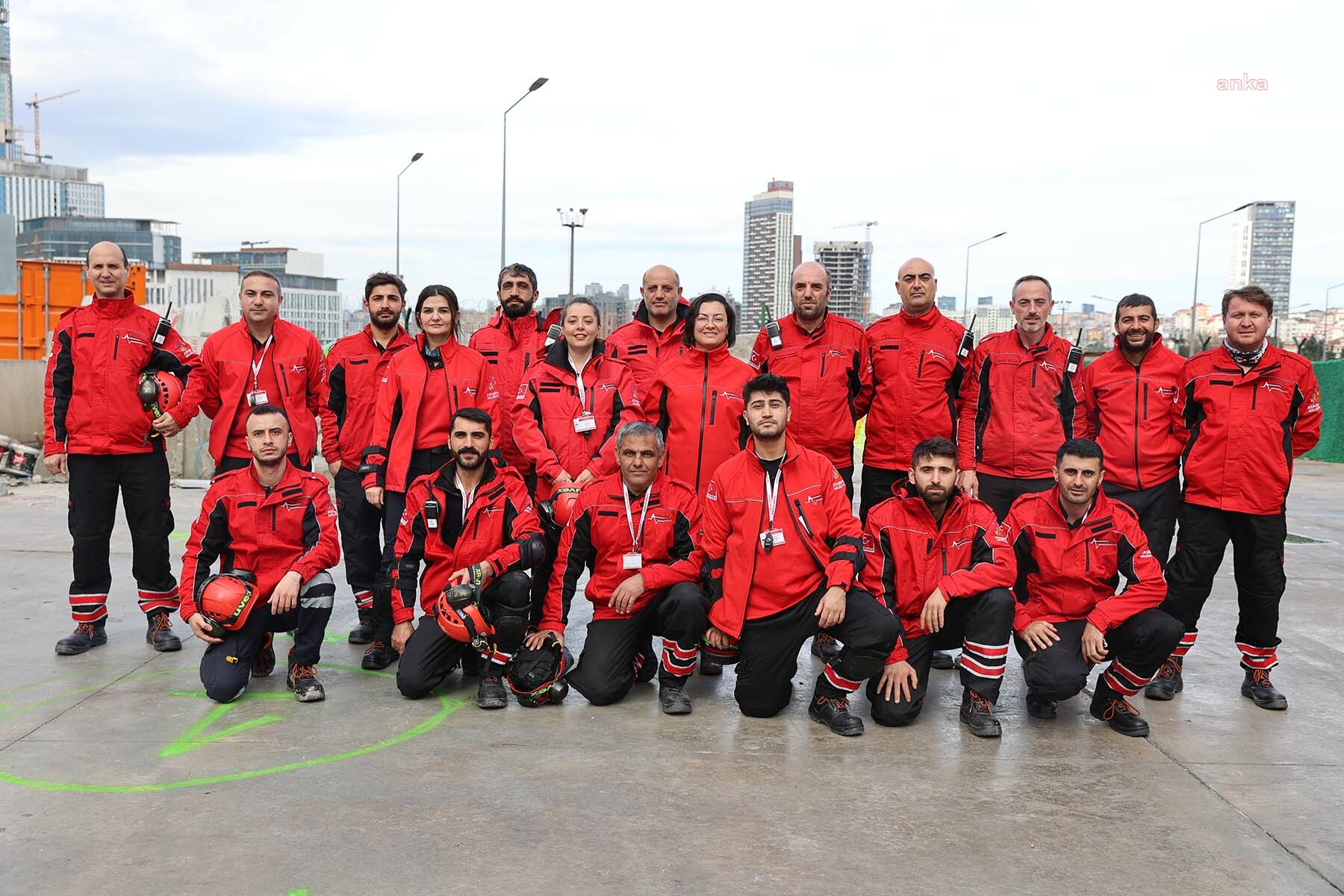 ATAŞEHİR BELEDİYESİ ARAMA KURTARMA EKİBİ AKREDİTASYON BELGELERİNİ ALDI