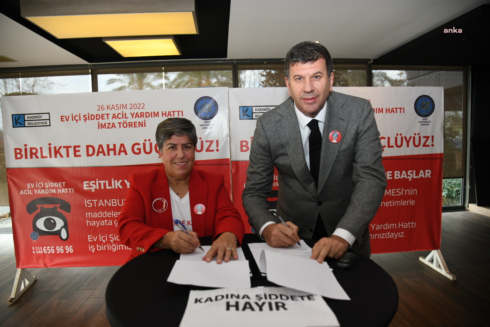 KADIKÖY'DE KADIN DAYANIŞMASI İÇİN GÜÇ BİRLİĞİ PROTOKOLÜ
