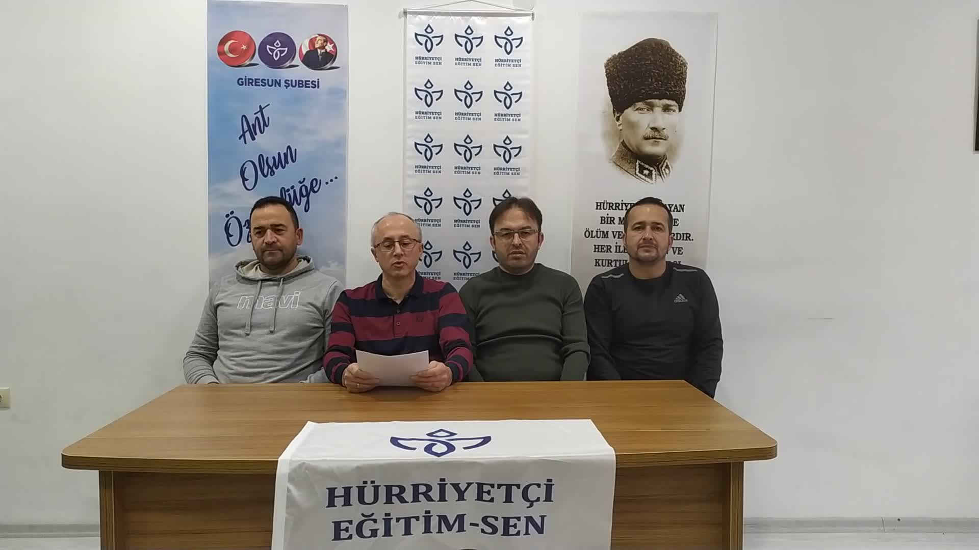 HÜRRİYETÇİ EĞİTİM-SEN GİRESUN ŞUBE BAŞKANI AKDAĞ'DAN MERAL AKŞENER'E ÇİÇEK VEREN ÖĞRETMENİN SÜRGÜN EDİLMESİNE TEPKİ: "ÖĞRENCİLERİ MİTİNG ALANINA GÖTÜRENLER SİYASİ PARTİ FAALİYETİNE KATILMIŞ OLUYOR MU?"