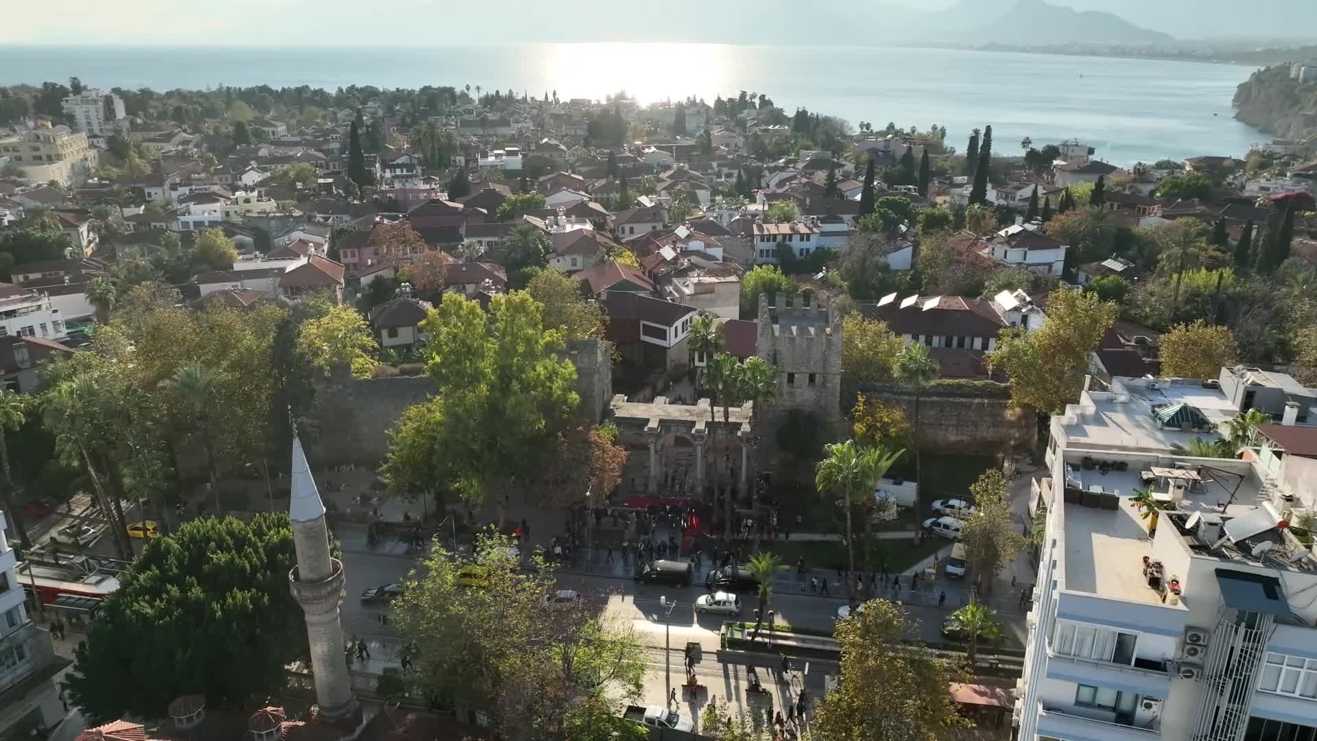 IL GRANDE PIANO GRUBU, ANTALYALI MÜZİKSEVERLERLE BULUŞTU