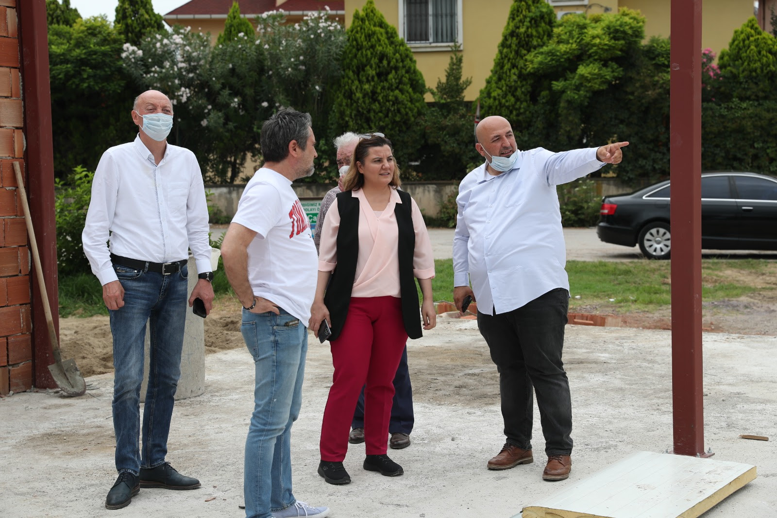 İZMİT BELEDİYESİ, SOSYAL TESİSİNE KAVUŞUYOR
