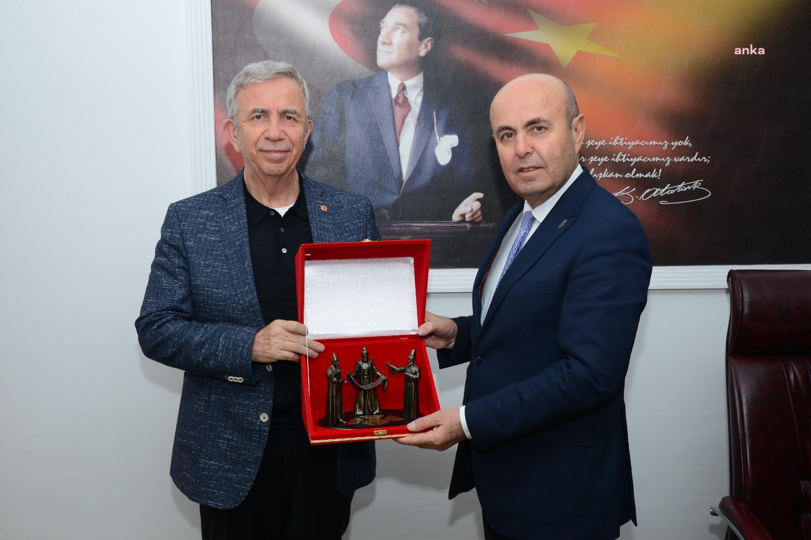 ABB BAŞKANI MANSUR YAVAŞ, KIRŞEHİR BELEDİYE BAŞKANI EKİCİOĞLU’NU ZİYARET ETTİ