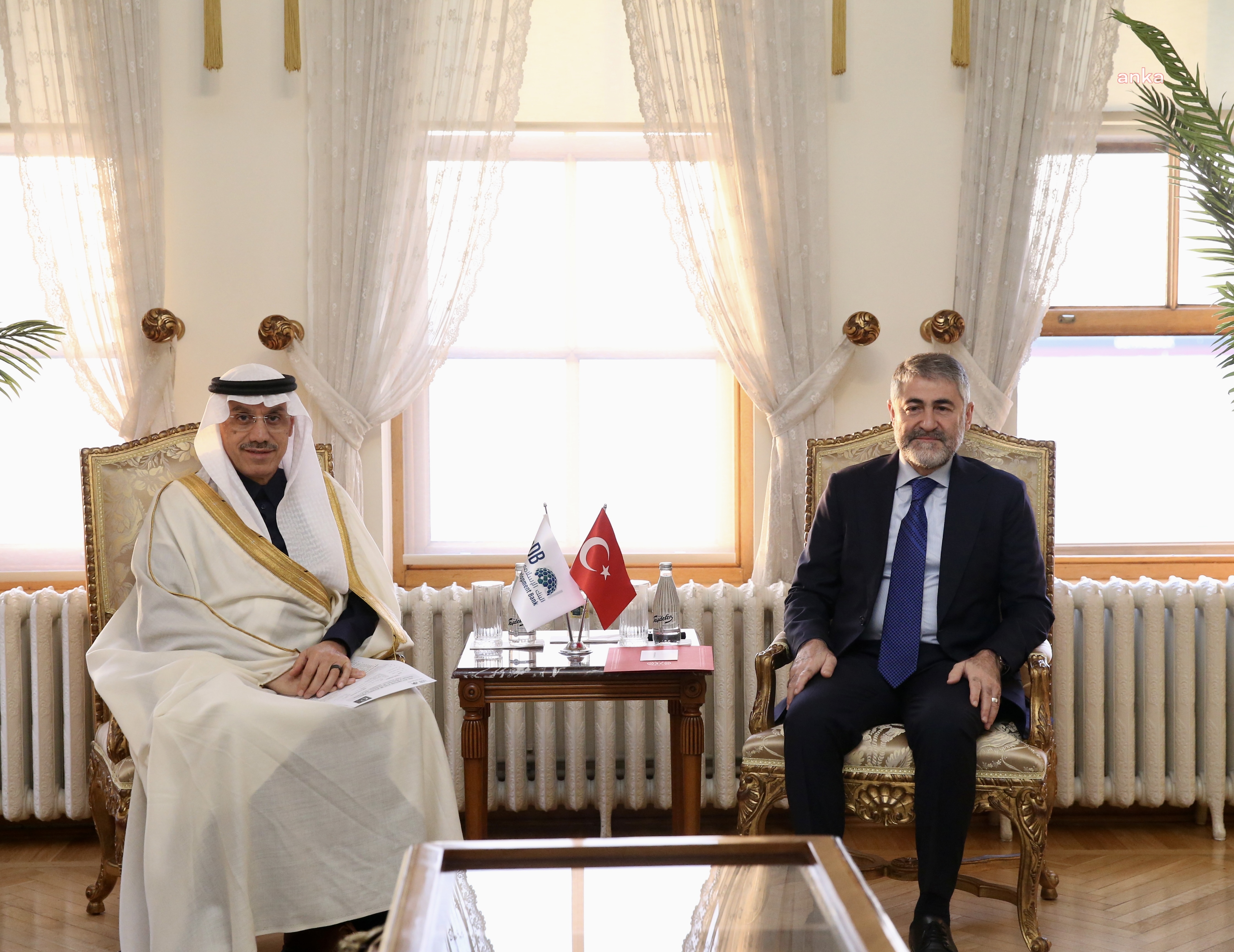 BAKAN NEBATİ, İSLAM KALKINMA BANKASI BAŞKANI MUHAMMED AL JASSER'LE GÖRÜŞTÜ