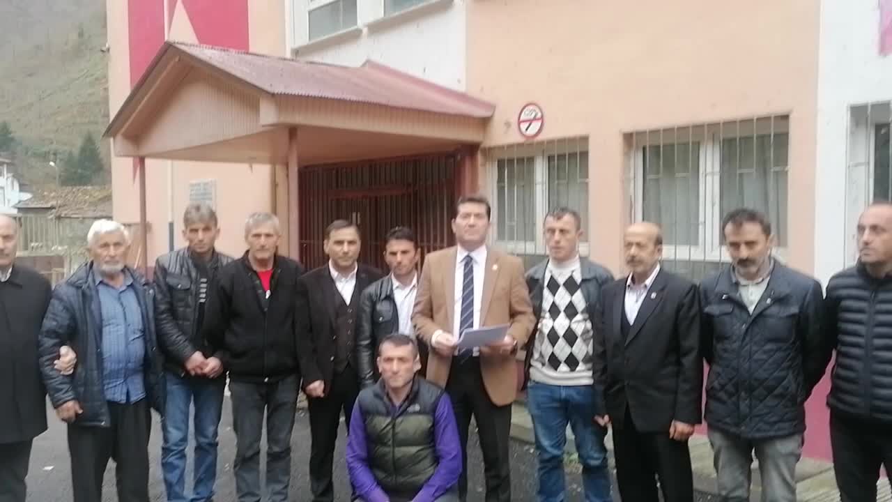 AHMET KAYA, KAPATILAN MADEN ORTAOKULU'NU İNCELEDİ: "KÖY HALKININ TEK RİCALARI VAR, OKULLARININ AÇILMASI"