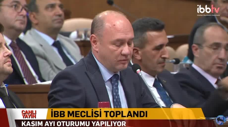 İBB MECLİSİ'NDE 'KÜFÜR' TARTIŞMASI