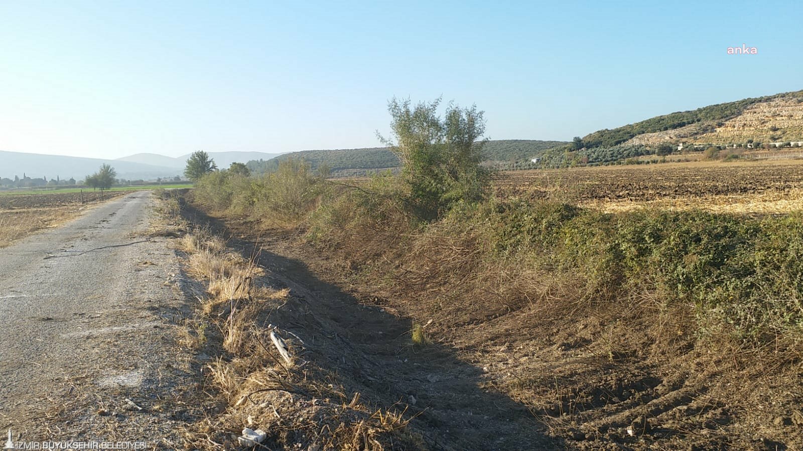 İZSU'DAN MENDERES'TE TAŞKIN ÖNLEMİ