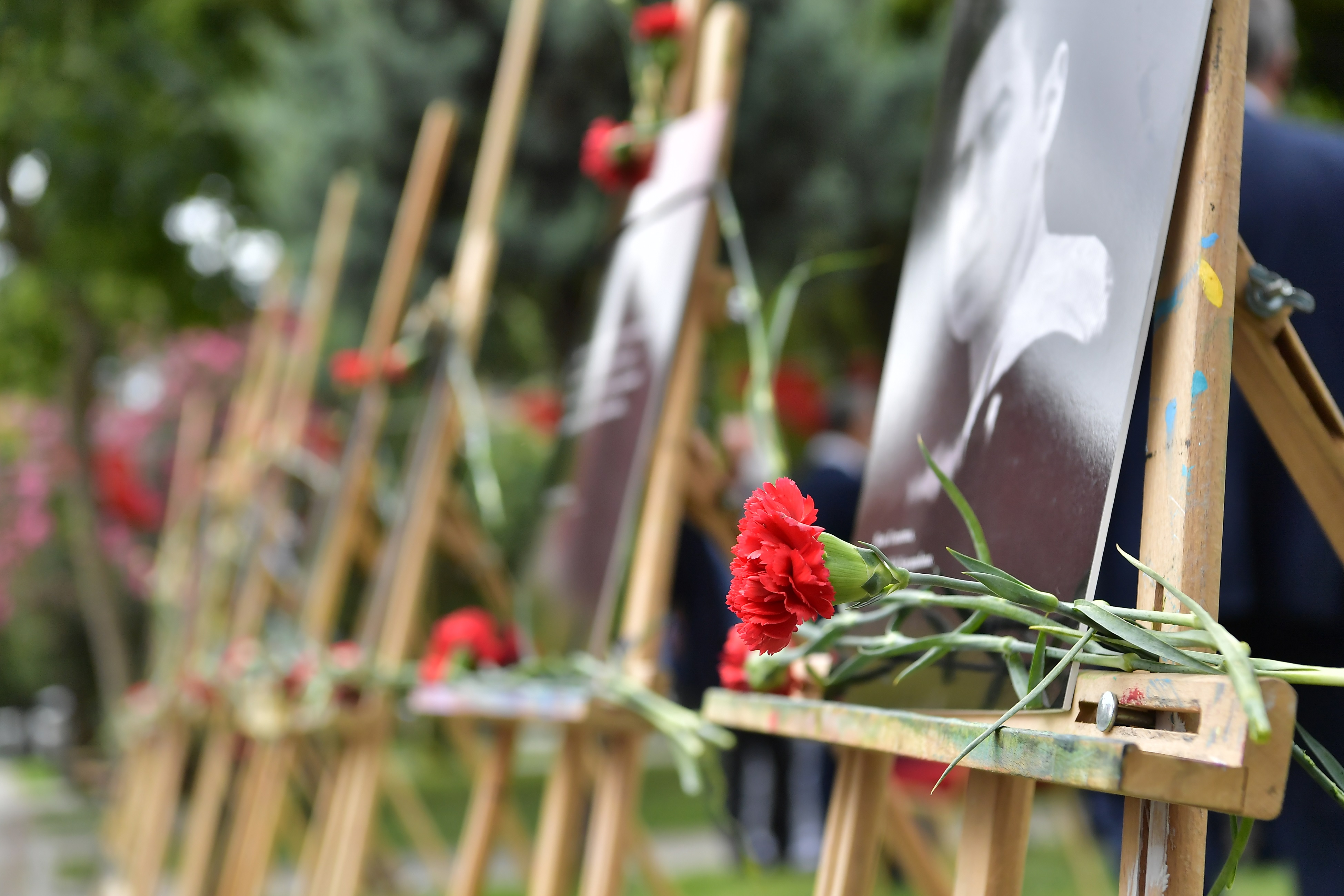 15 TEMMUZ DEMOKRASİ ŞEHİTLERİ, BEYLİKDÜZÜ’NDE ANILDI