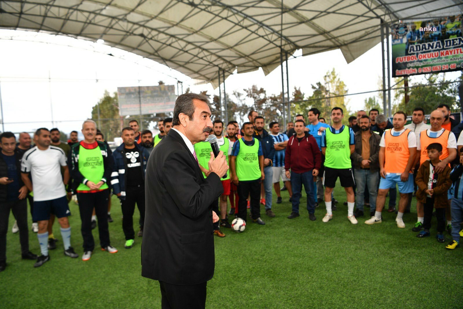 ÇUKUROVA BELEDİYESİ'NDE SPORUN GÜLEN YÜZÜ FUTBOL TURNUVASI BAŞLADI