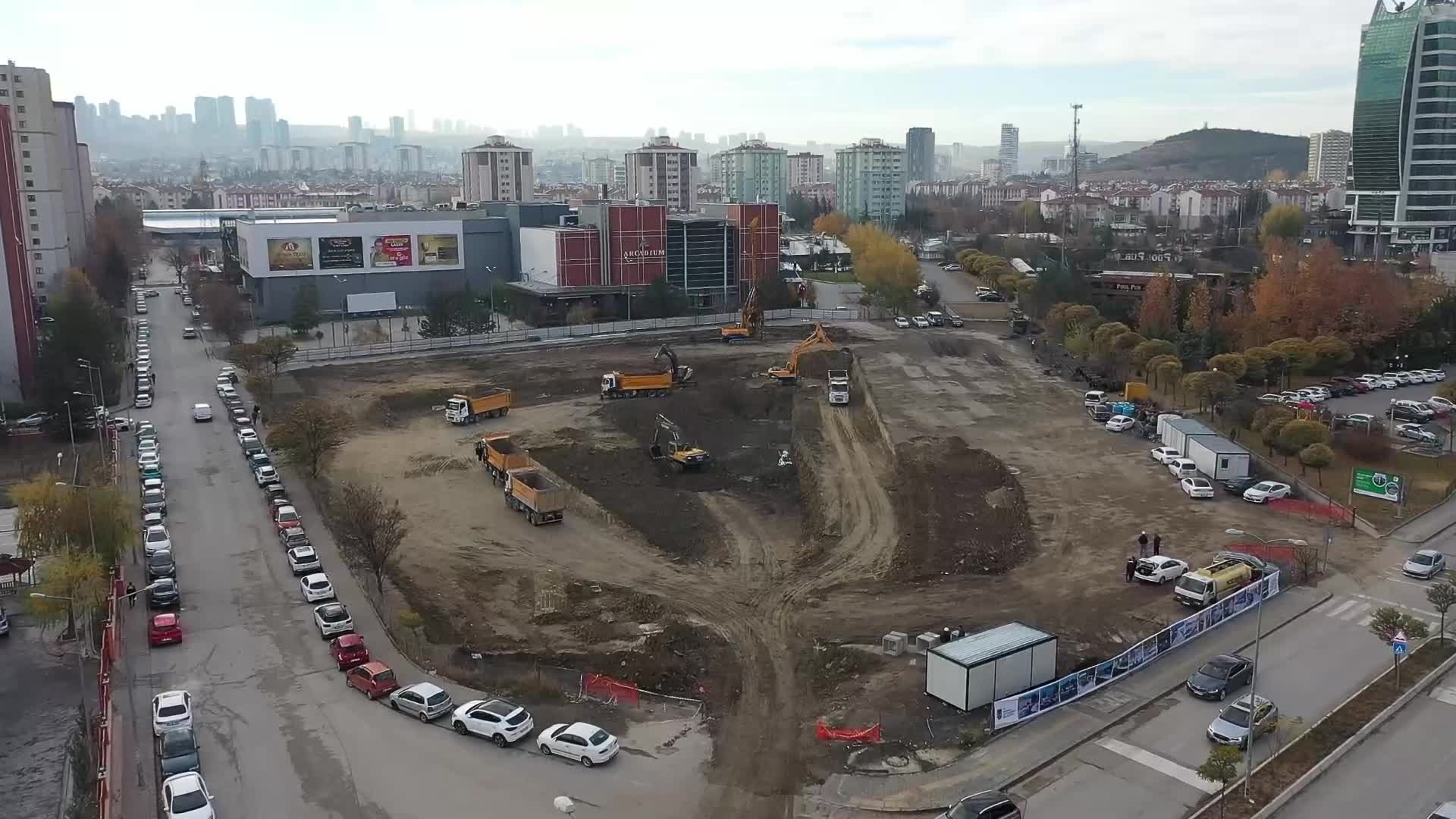 ANKARA BÜYÜKŞEHİR’DEN KORU MAHALLESİ’NE KAPALI OTOPARK VE KENT MEYDANI