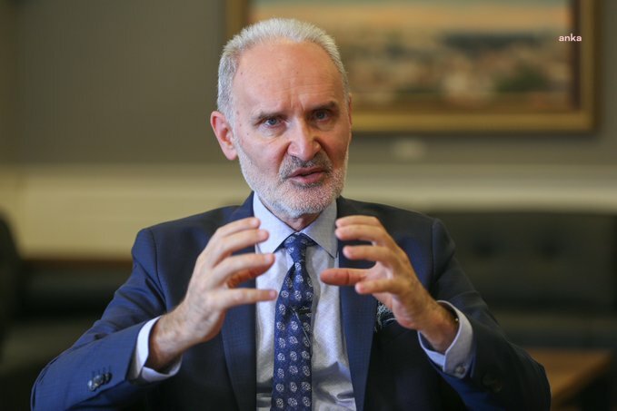 İTO BAŞKANI AVDAGİÇ: “YÜZDE 3,9’LUK BÜYÜME, DÜNYADAKİ RESESYON SİNYALİNE KARŞIN EKONOMİMİZİN DİNAMİZMİNİ SÜRDÜRDÜĞÜNÜ GÖSTERİYOR”