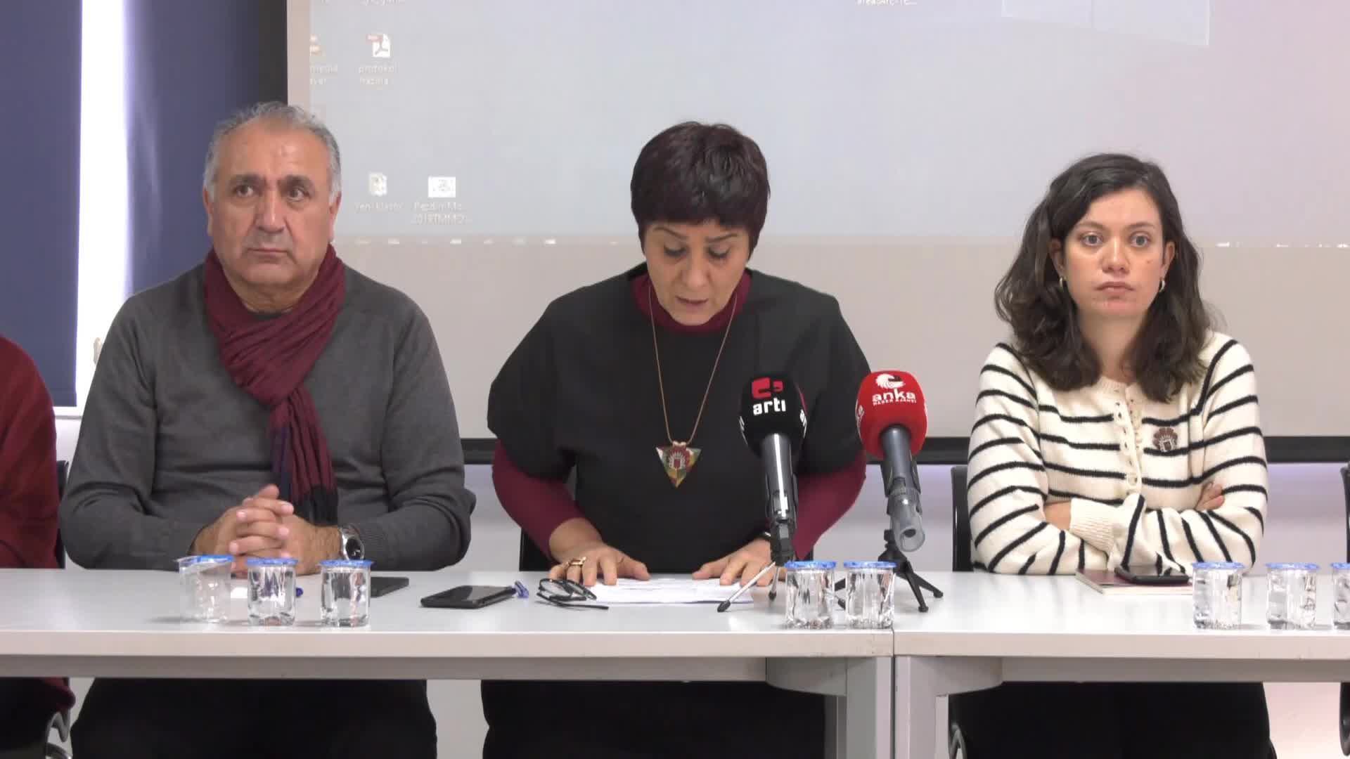 MİMARLAR ODASI ANKARA ŞUBESİ YÖNETİM KURULU ÜYELERİNİN 'TERÖR PROPAGANDASI' SUÇUNDAN YARGILANDIĞI DAVADA, ŞUBE AVUKATLARI REDDİ HAKİM TALEBİNDE BULUNDU