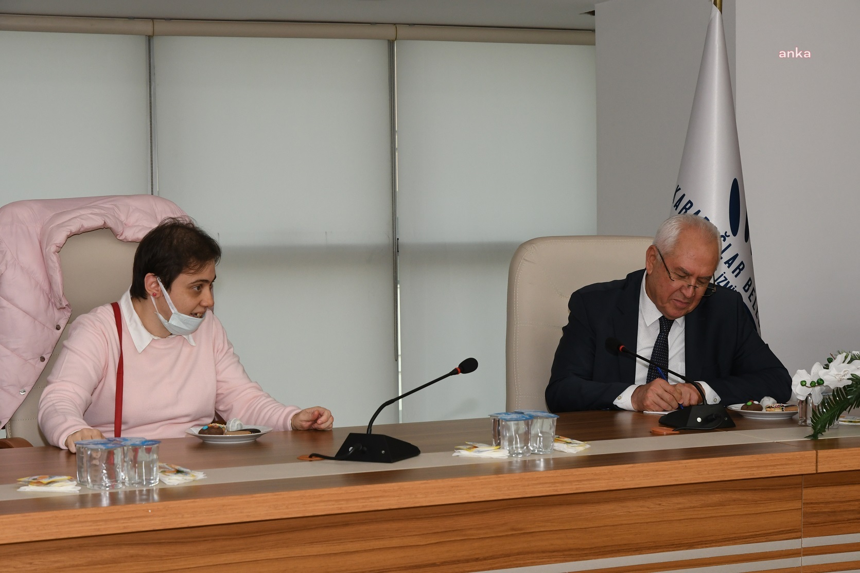 KARABAĞLAR'DA 3 ARALIK ÖNCESİ ANLAMLI BULUŞMA