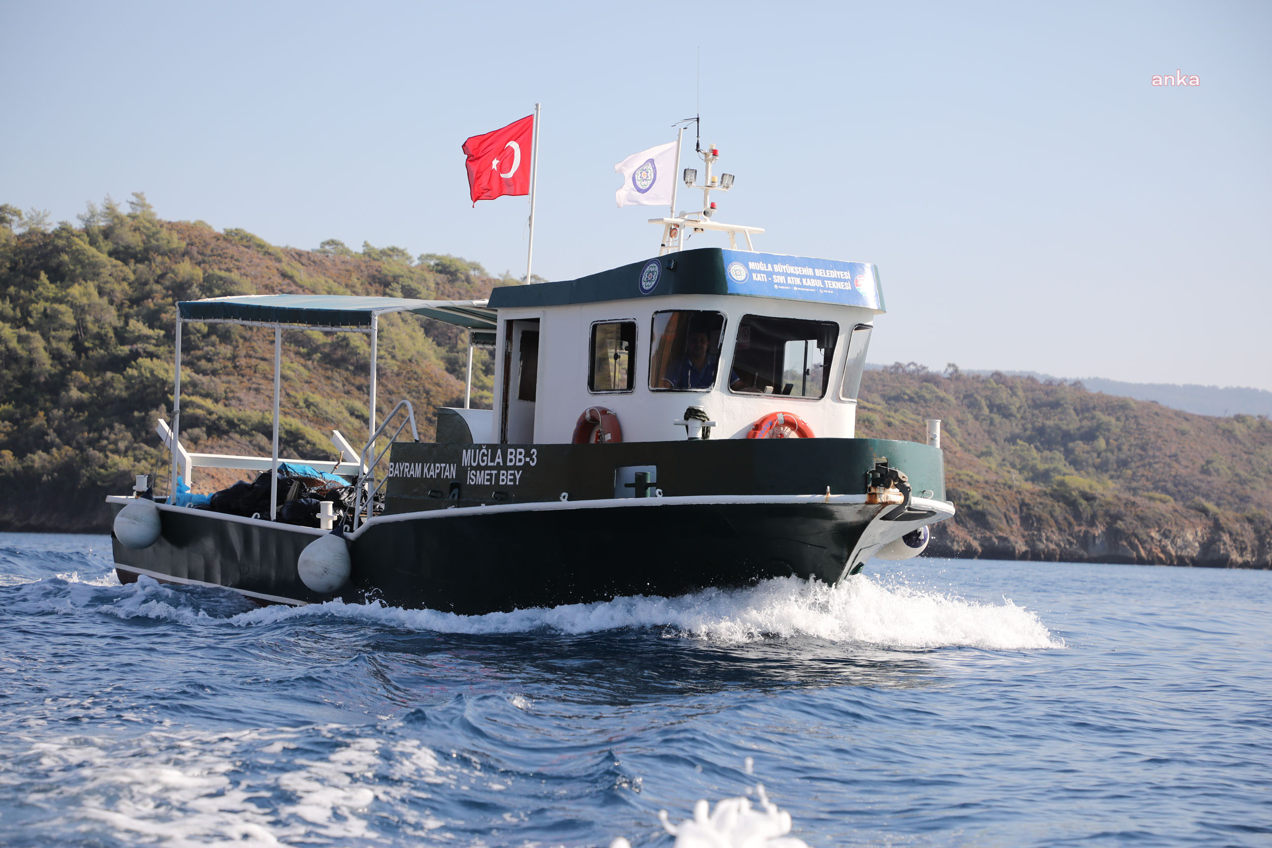 MUĞLA BÜYÜKŞEHİR, 2022’DE TEKNELERDEN 4 MİLYON LİTRE ATIK SU TOPLADI